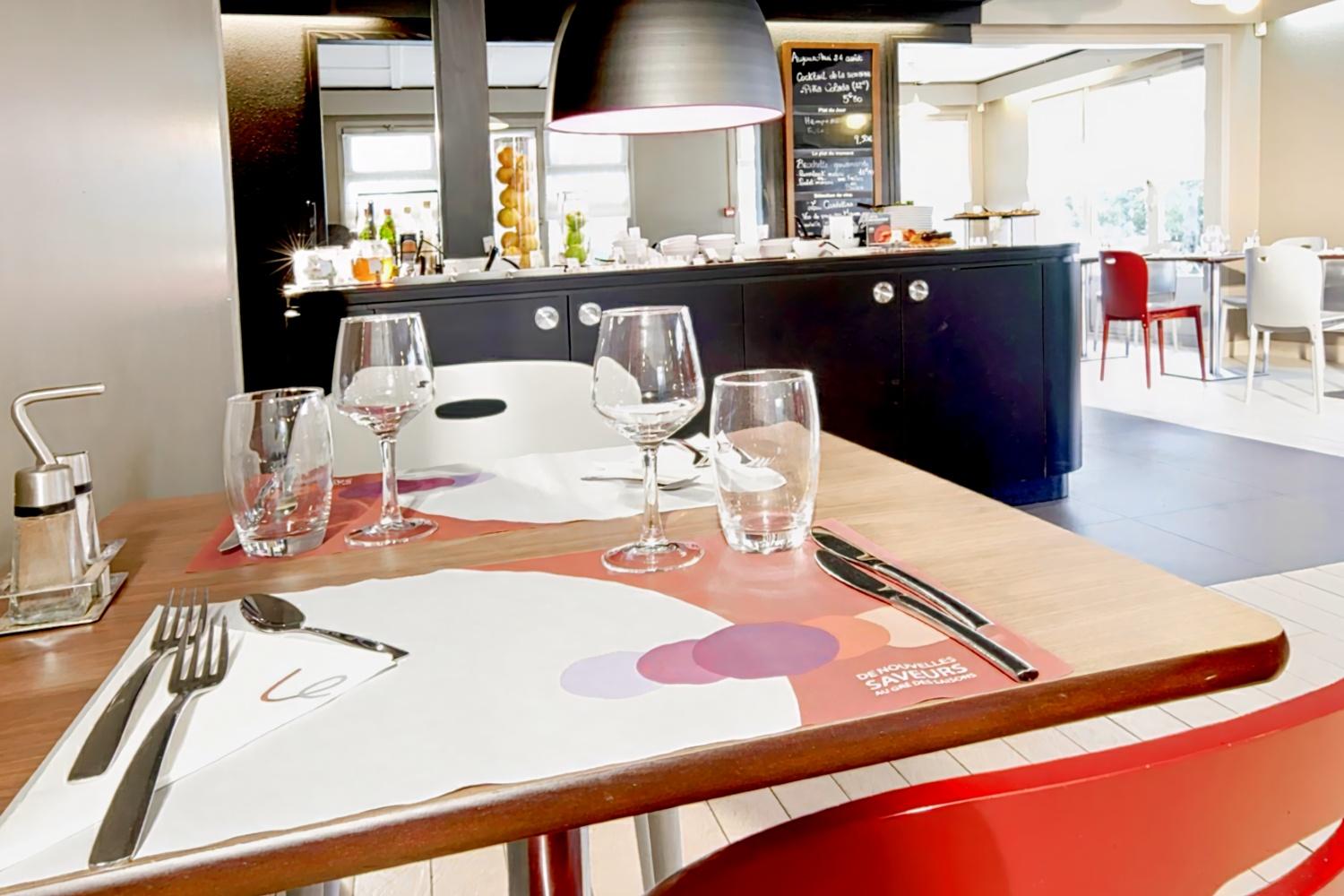 Campanile Caen Est - Mondeville