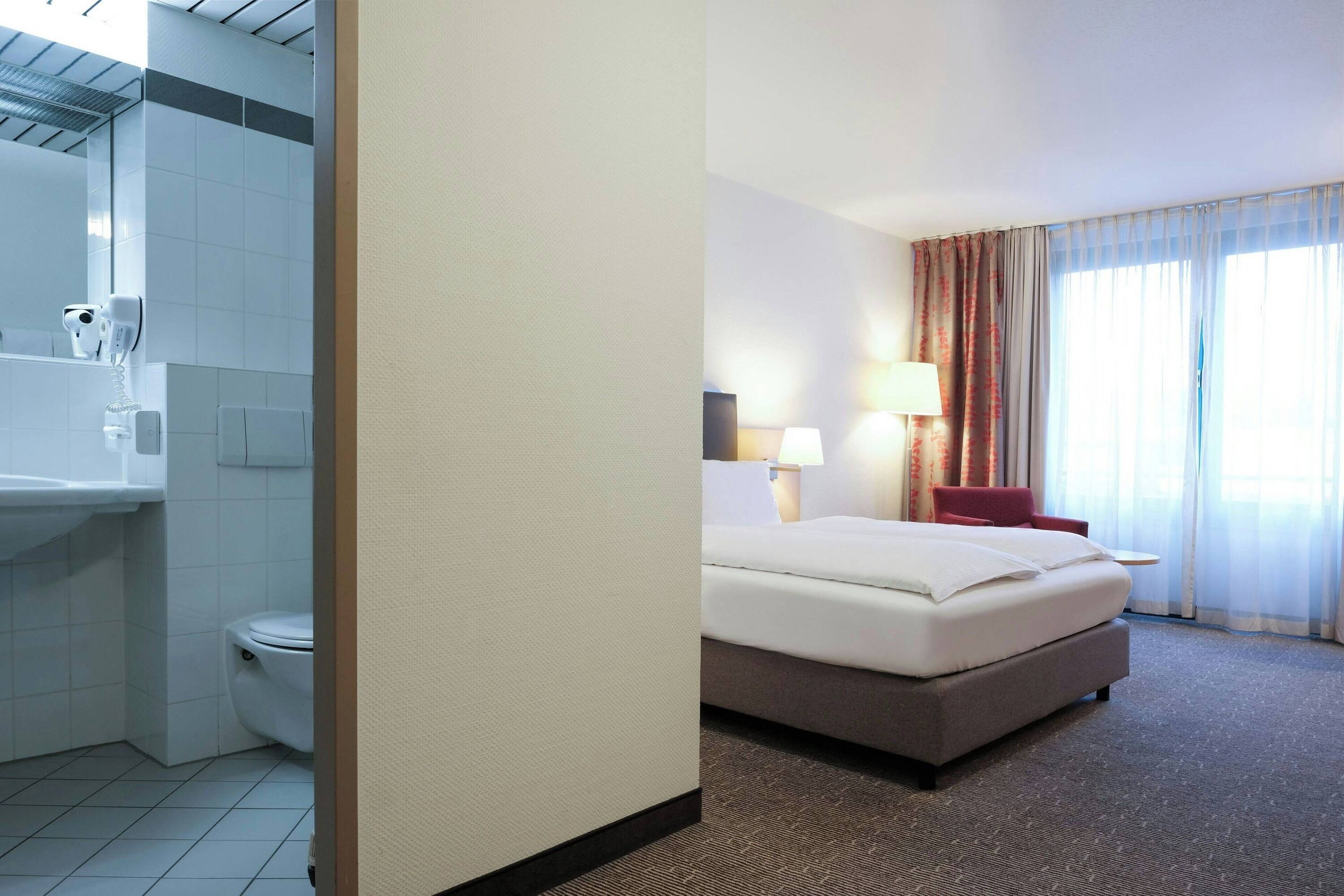 FOUR Essen City Centre