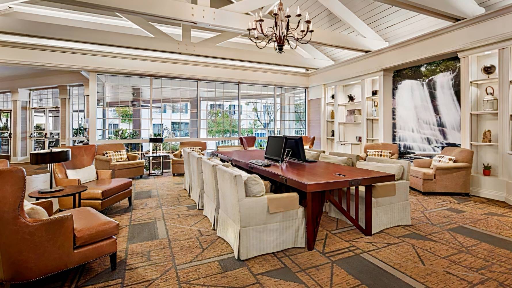 DoubleTree by Hilton Hotel Raleigh-Durham Airport at Research Triangle Park