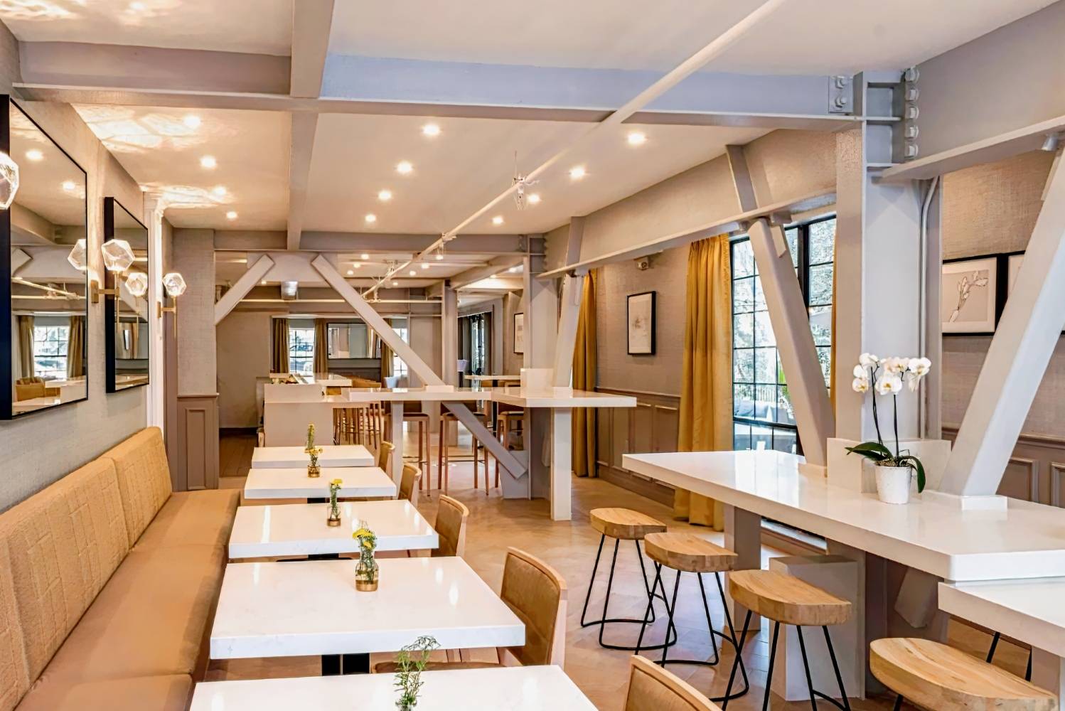 The Inn at Saratoga, Tapestry Collection by Hilton