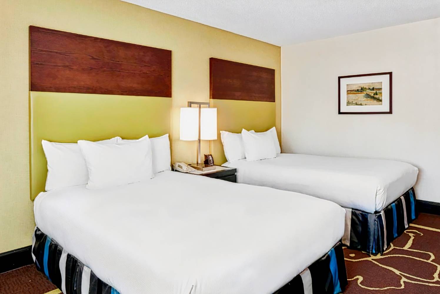 DoubleTree by Hilton Charlotte Gateway Village