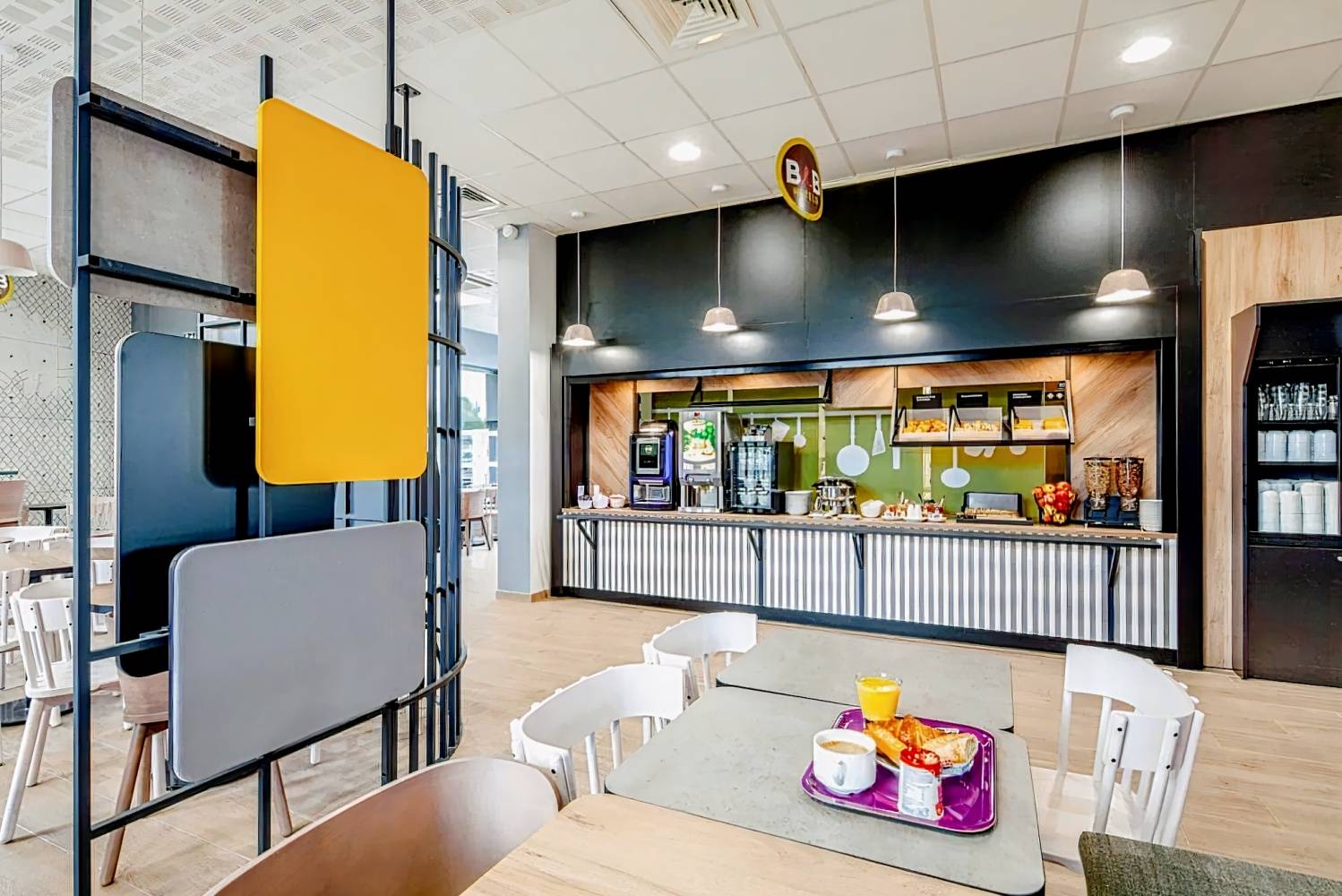 B&B Hôtel Compiègne