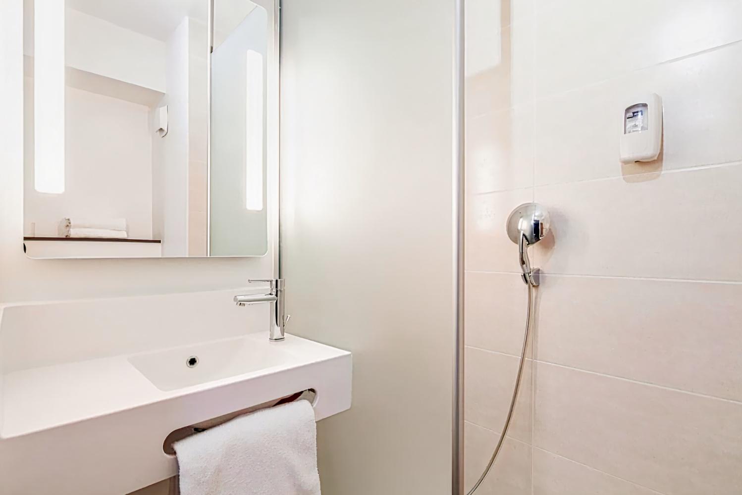 B&B Hôtel Compiègne