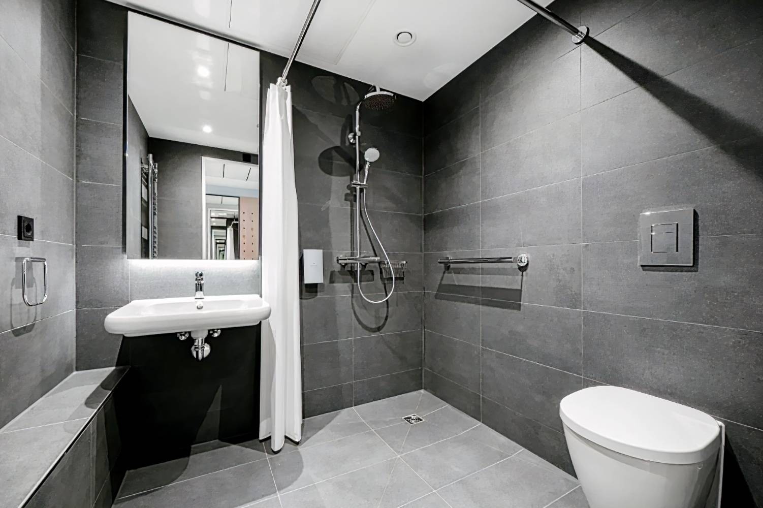 Staycity Aparthotels Frankfurt Airport