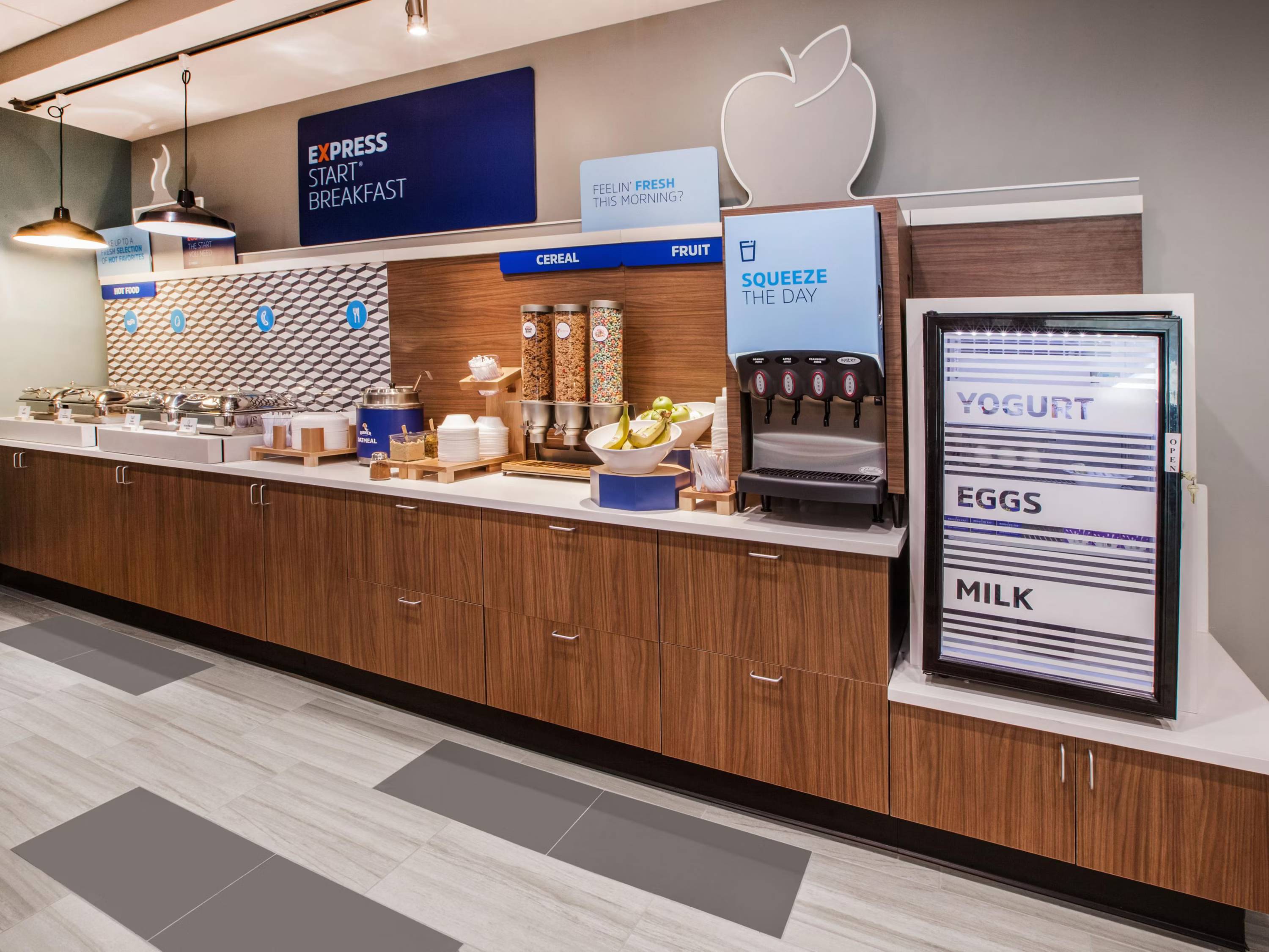 Holiday Inn Express Hotel & Suites Chicago-Algonquin, an IHG Hotel