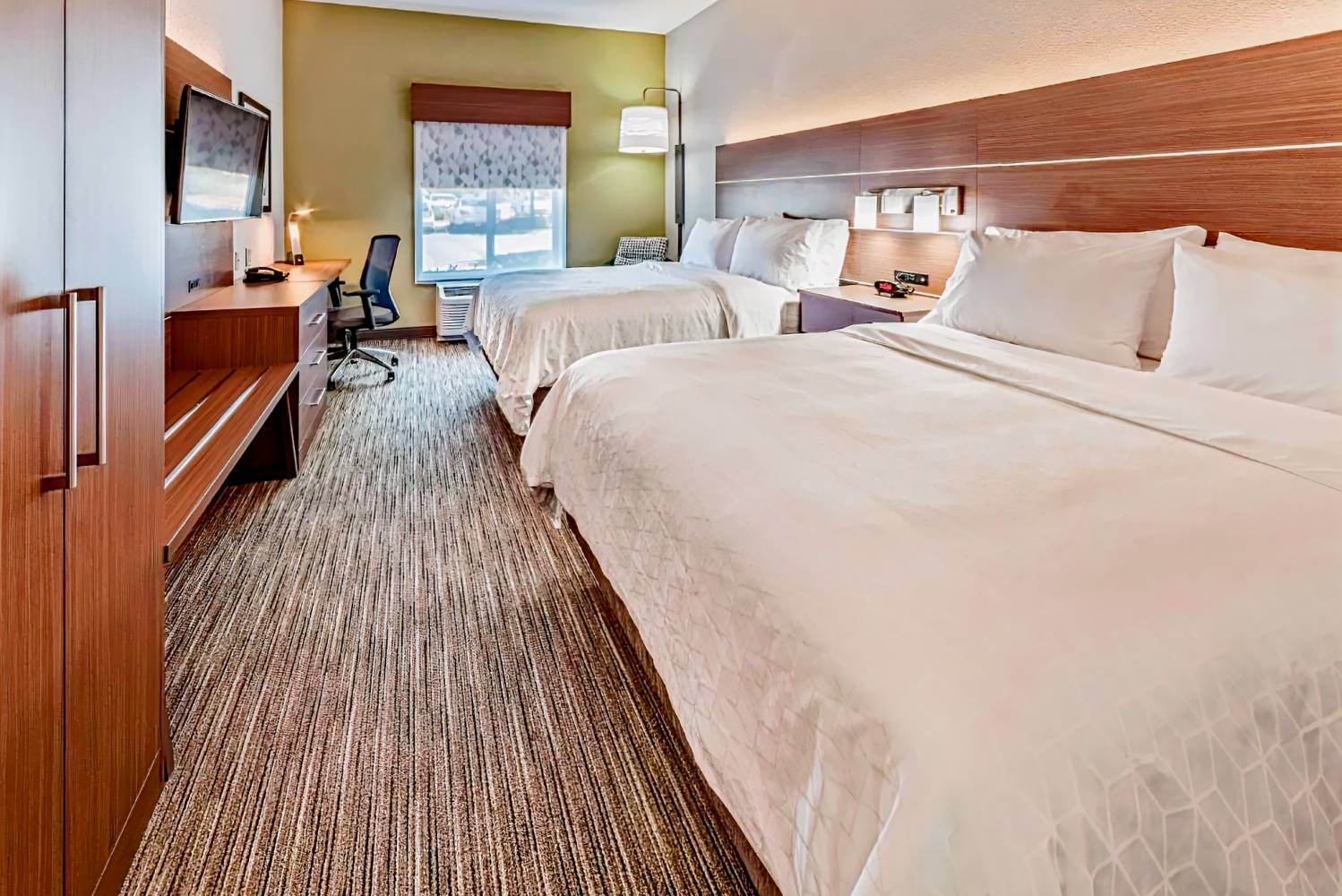Holiday Inn Express Hotel & Suites Lake Zurich-Barrington, an IHG Hotel