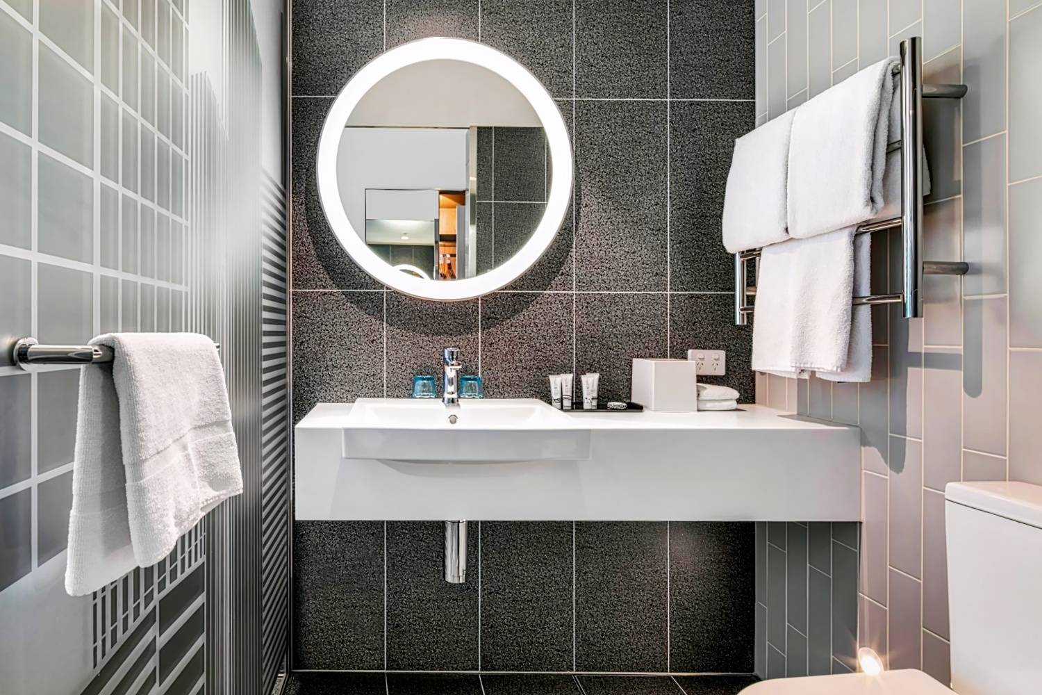 Holiday Inn Express Melbourne Little Collins