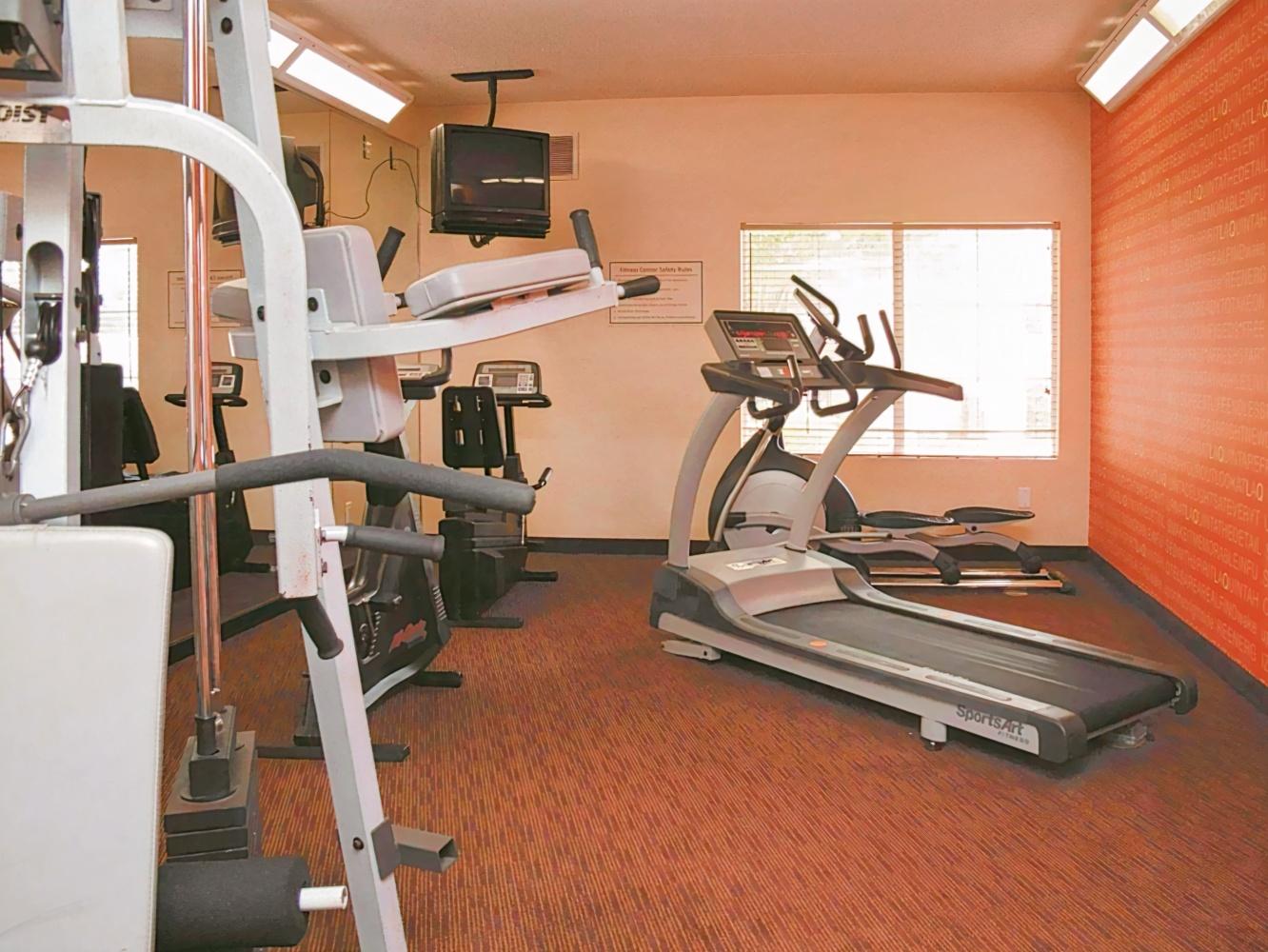 La Quinta Inn & Suites by Wyndham Raleigh Cary