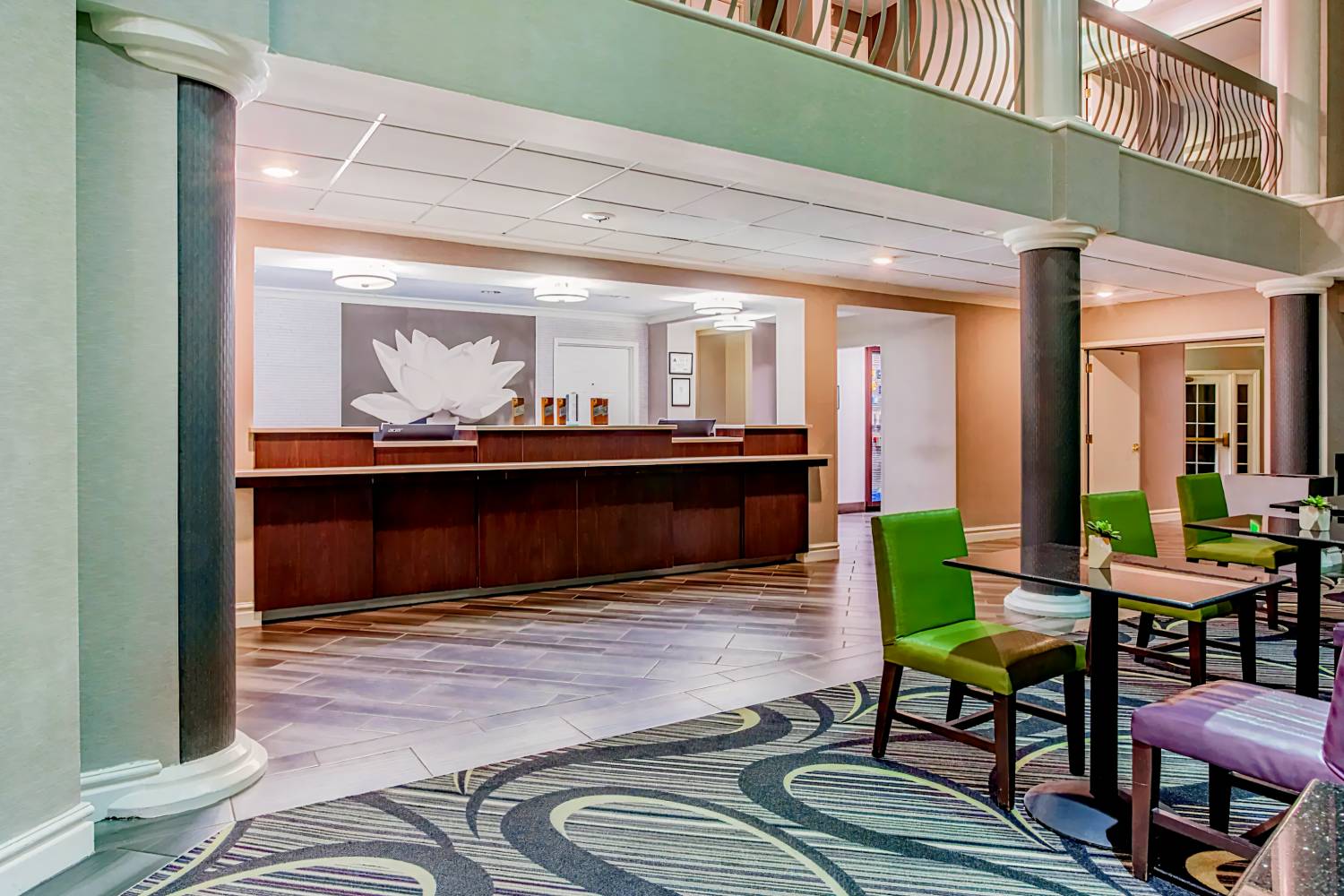 La Quinta Inn & Suites by Wyndham Raleigh Durham Airport