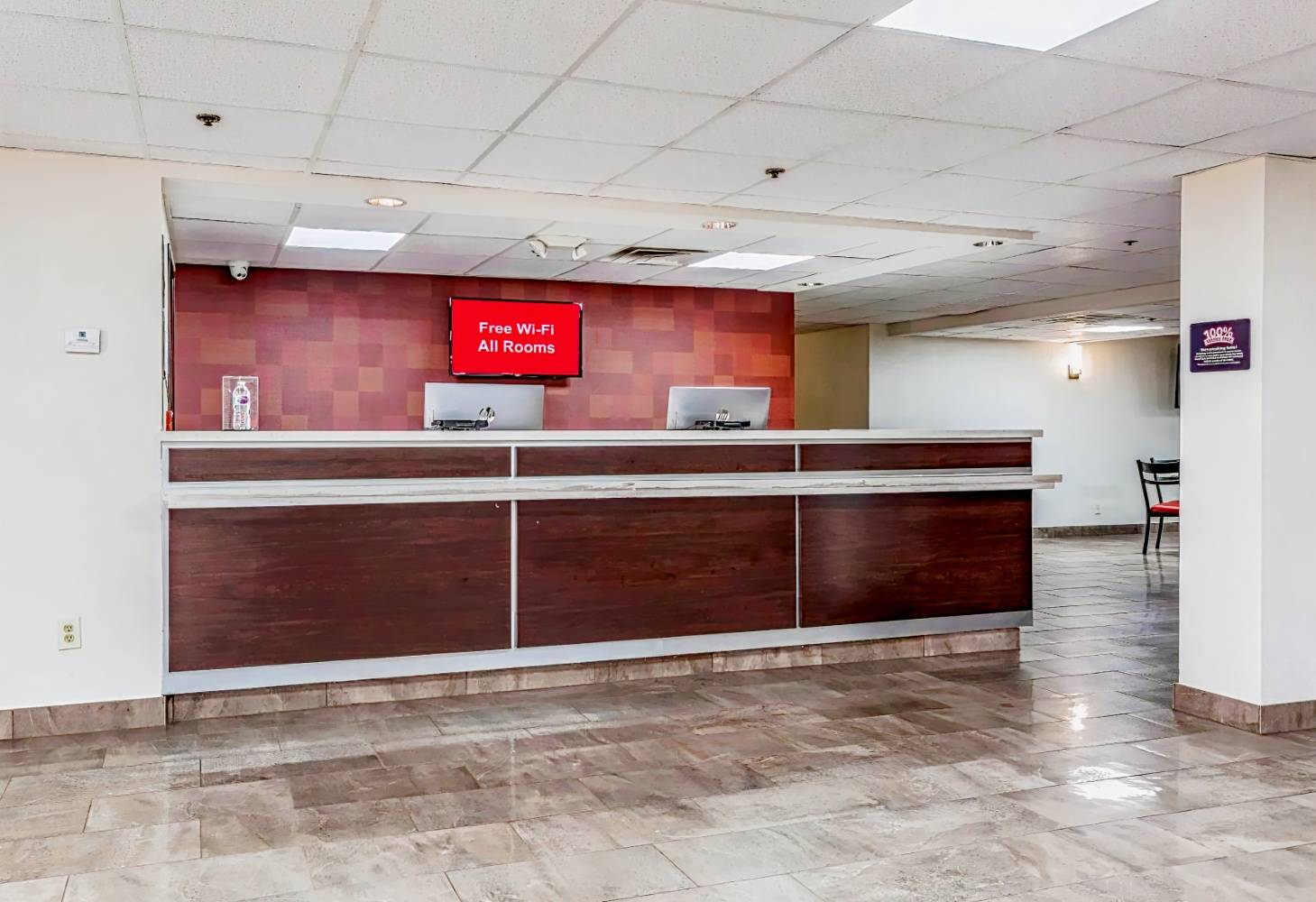 Red Roof Inn PLUS+ & Suites Houston – IAH Airport SW