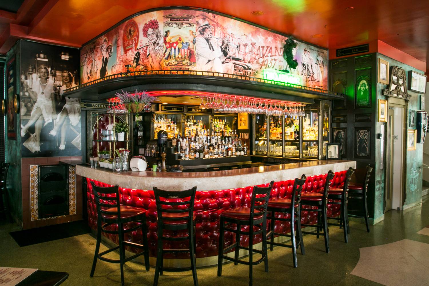 Hotel Breakwater South Beach