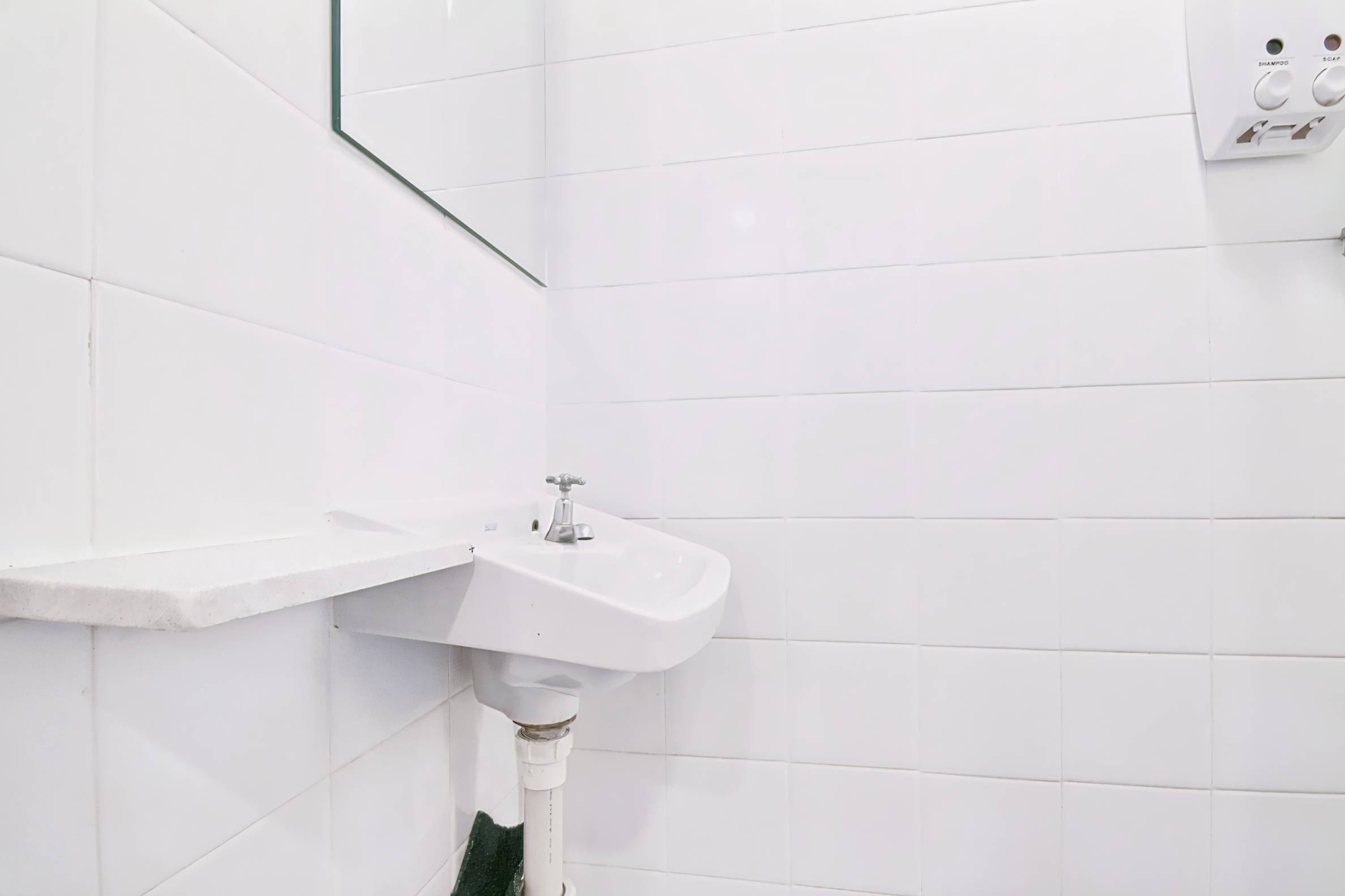 Lee Garden Guest House (Managed by Koalabeds Group)