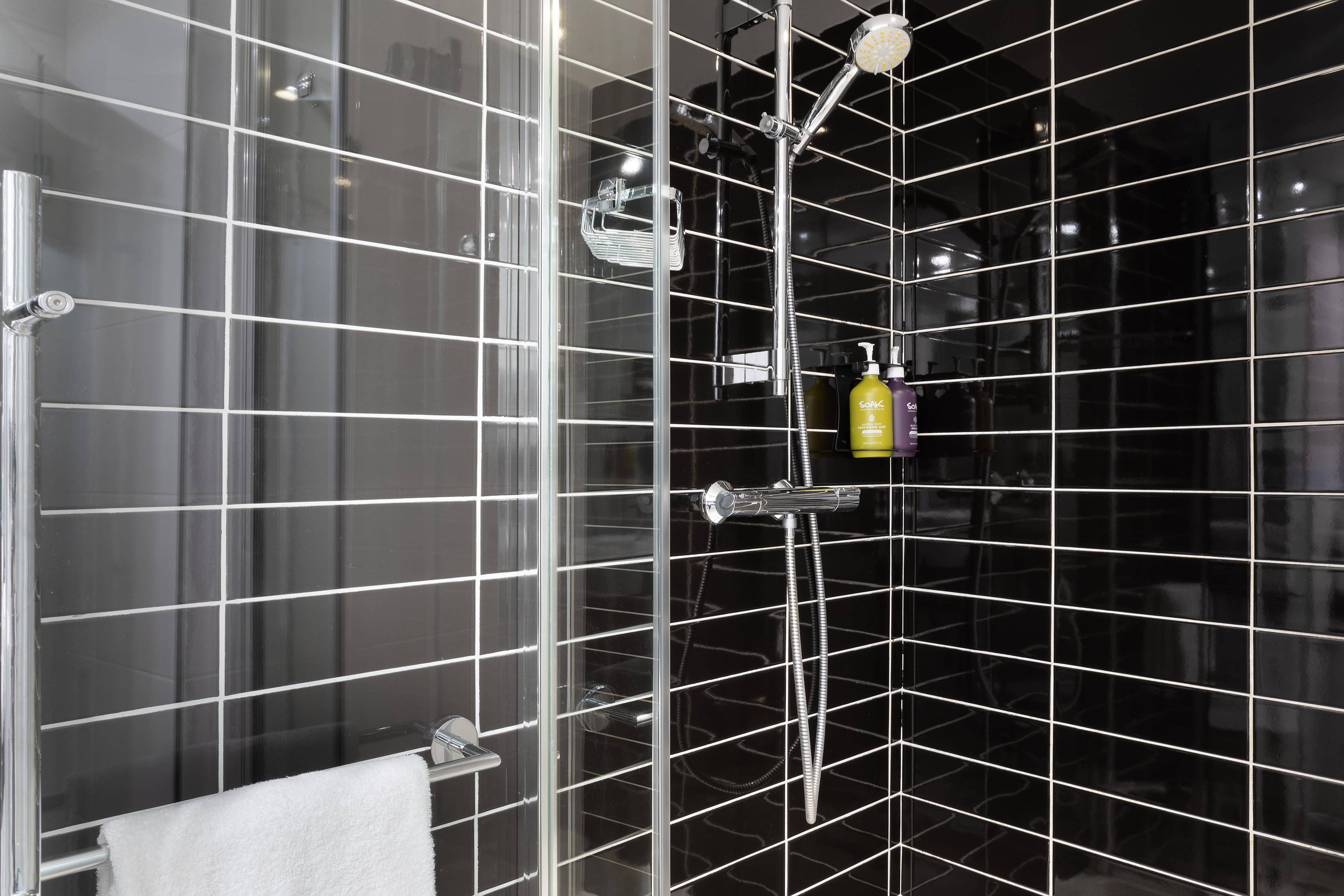 Holiday Inn Express - Marseille Airport, an IHG Hotel