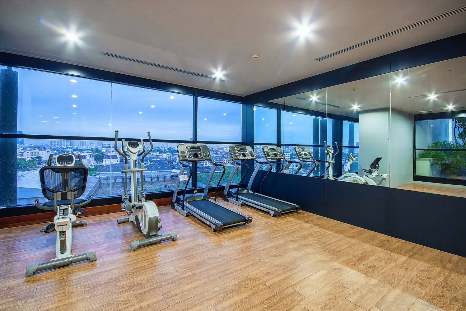 Grand Howard Hotel Bangkok