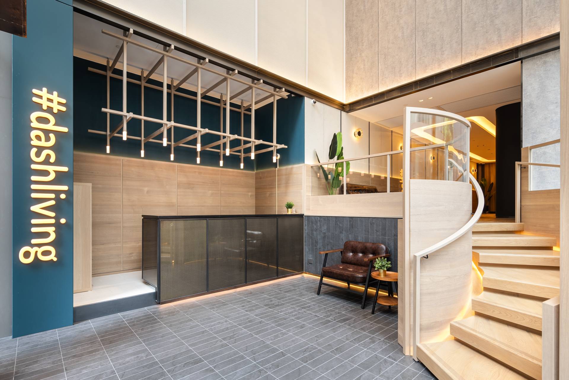 Dash Living on Hollywood