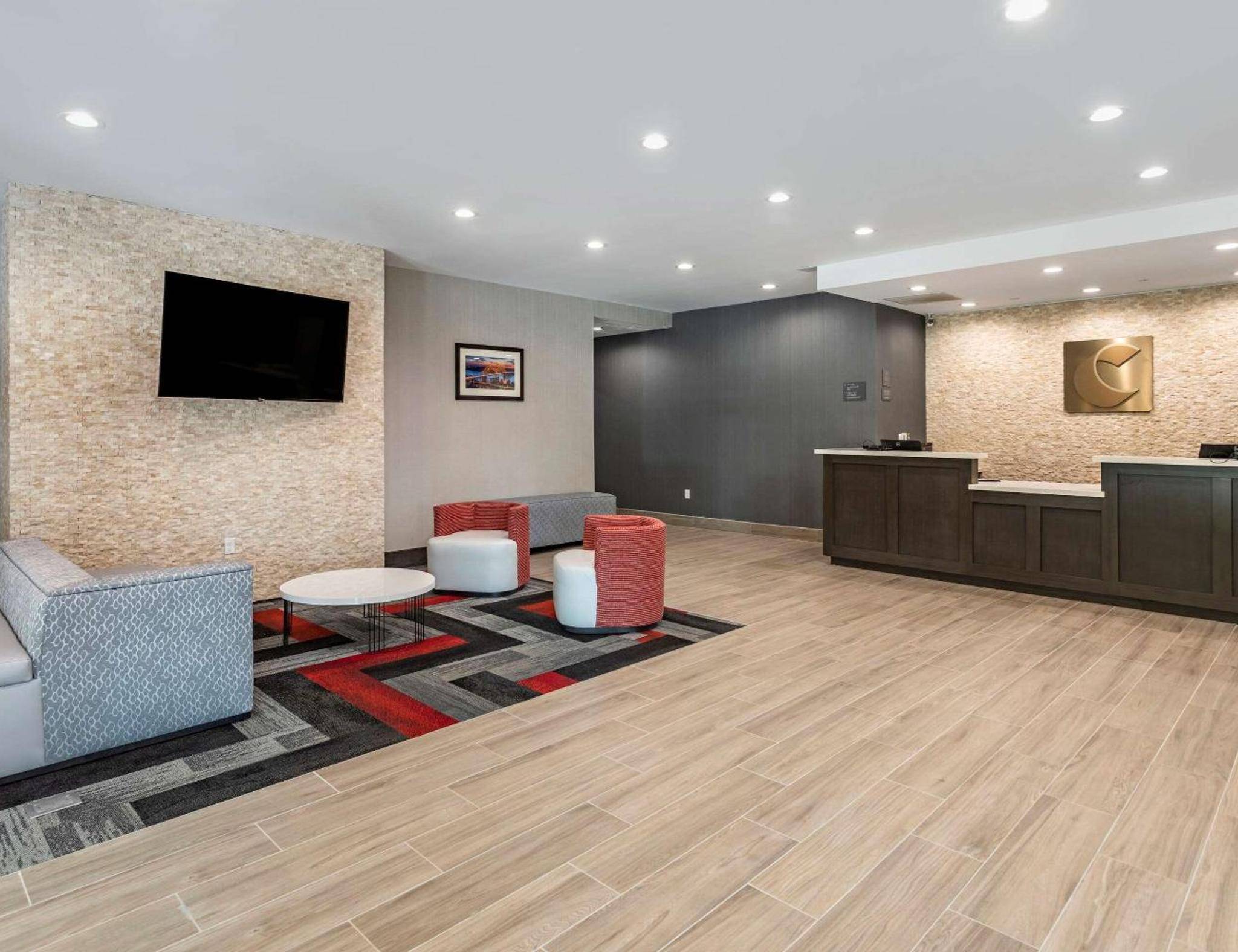 Comfort Inn & Suites