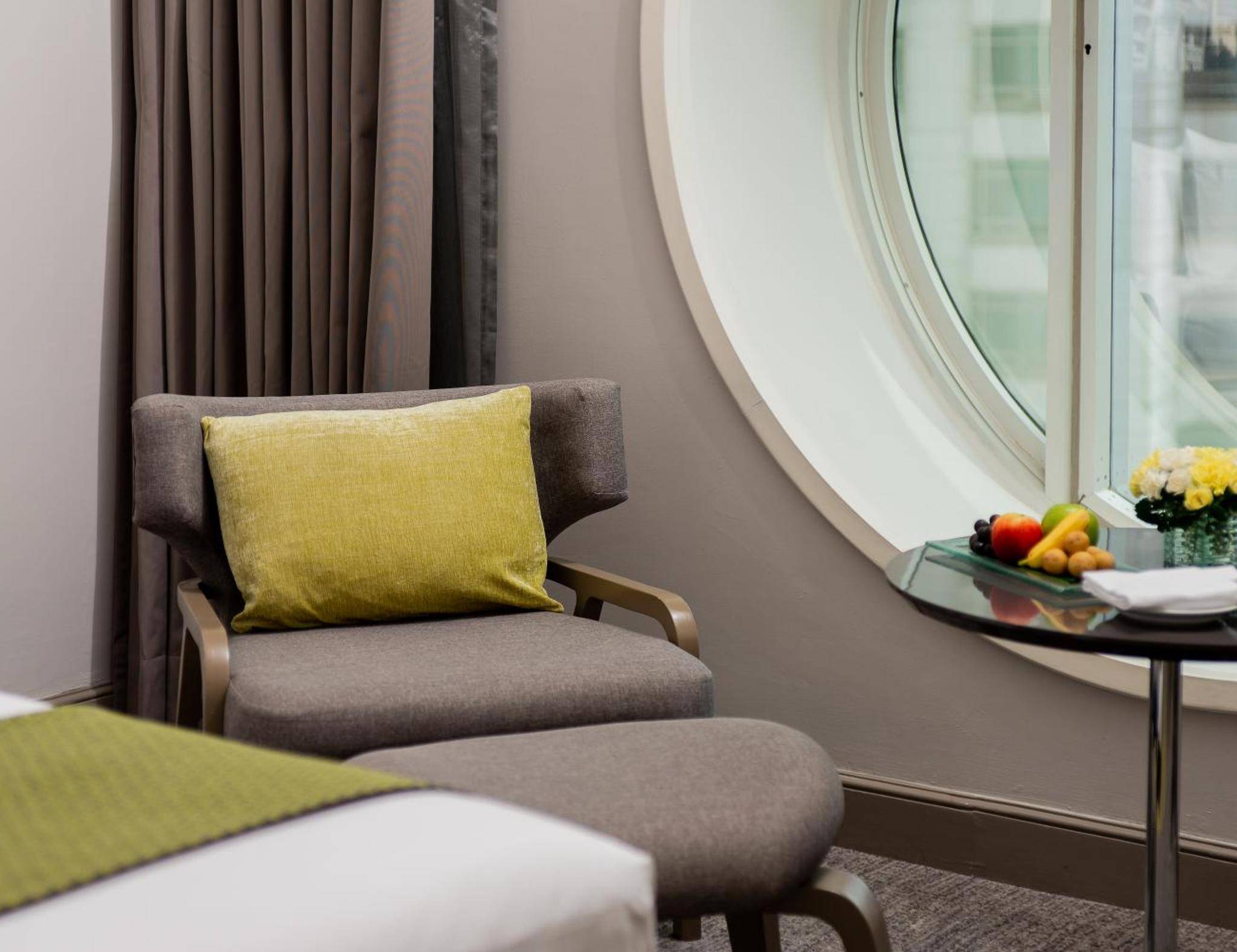 Holiday Inn Bangkok Silom, an IHG Hotel