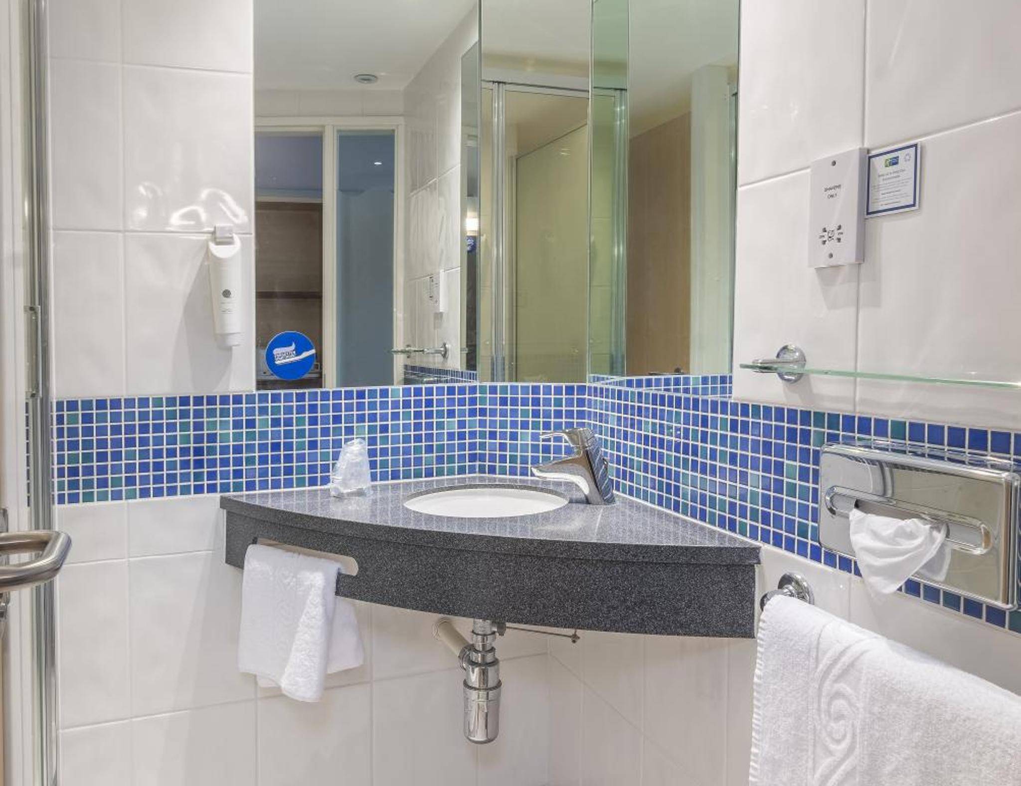 Holiday Inn Express Kettering, an IHG Hotel