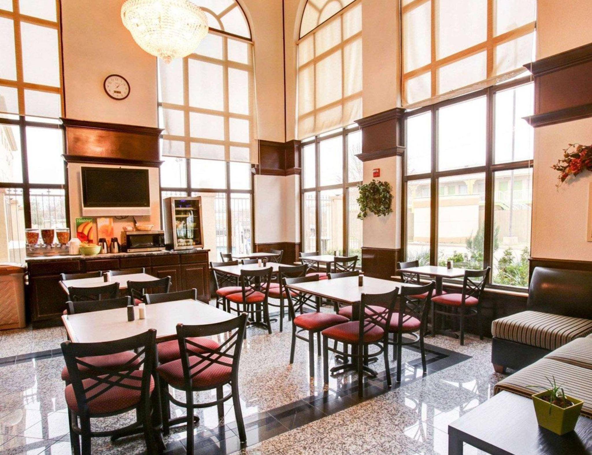 Quality Inn & Suites Waco