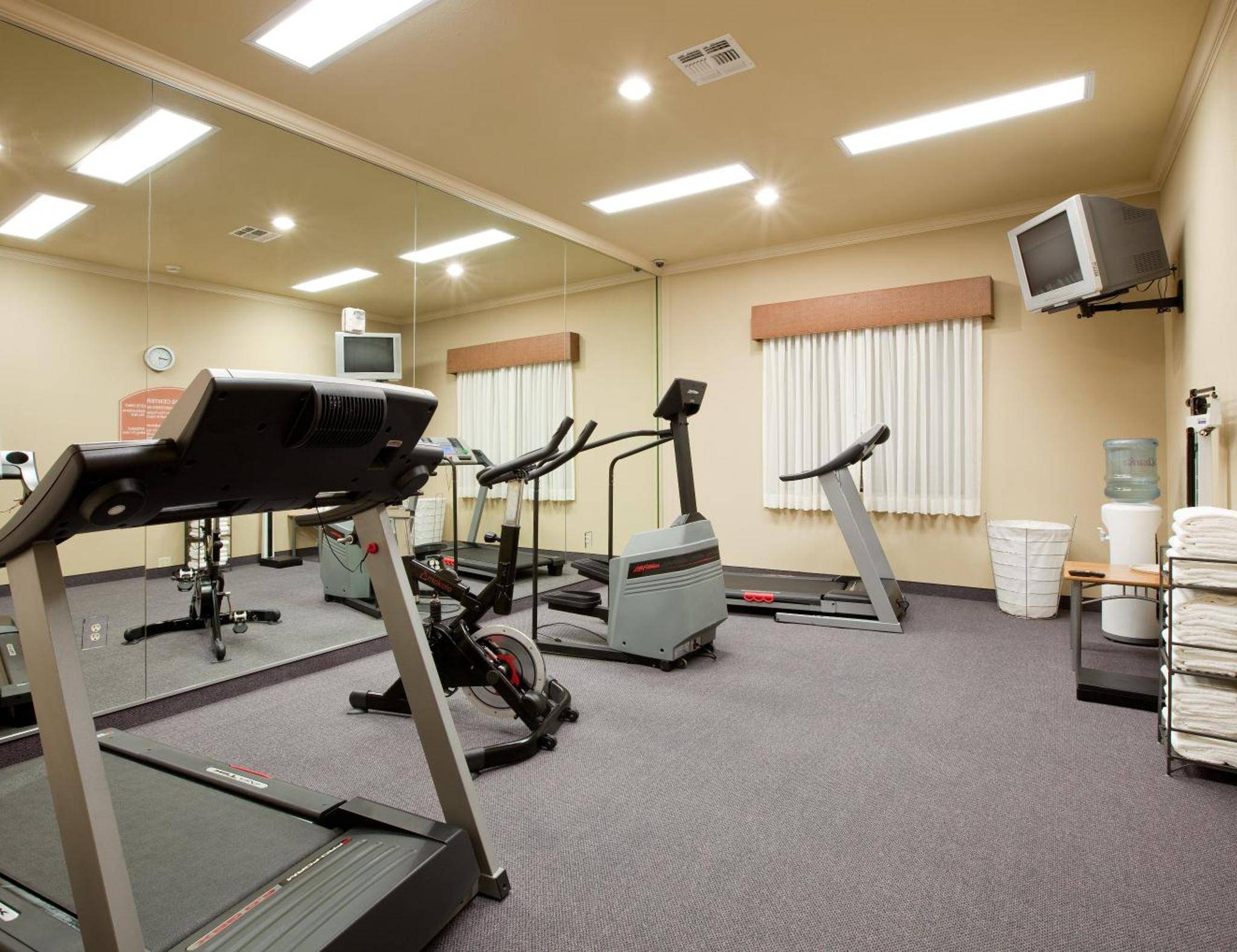 Holiday Inn Express & Suites La Porte, an IHG Hotel