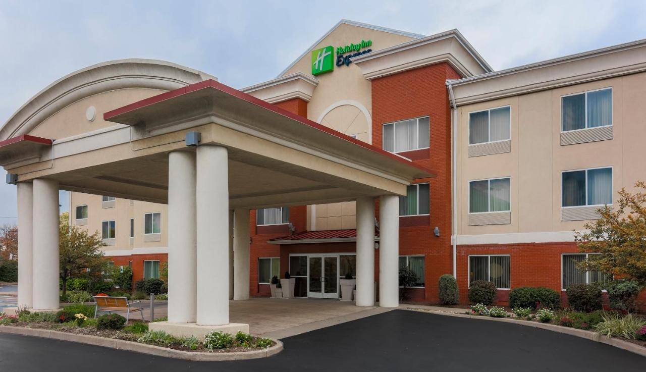 Holiday Inn Express Irondequoit