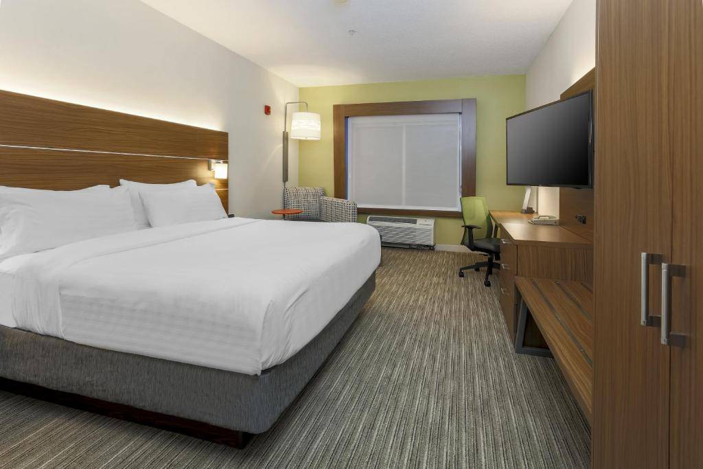 Holiday Inn Express Irondequoit