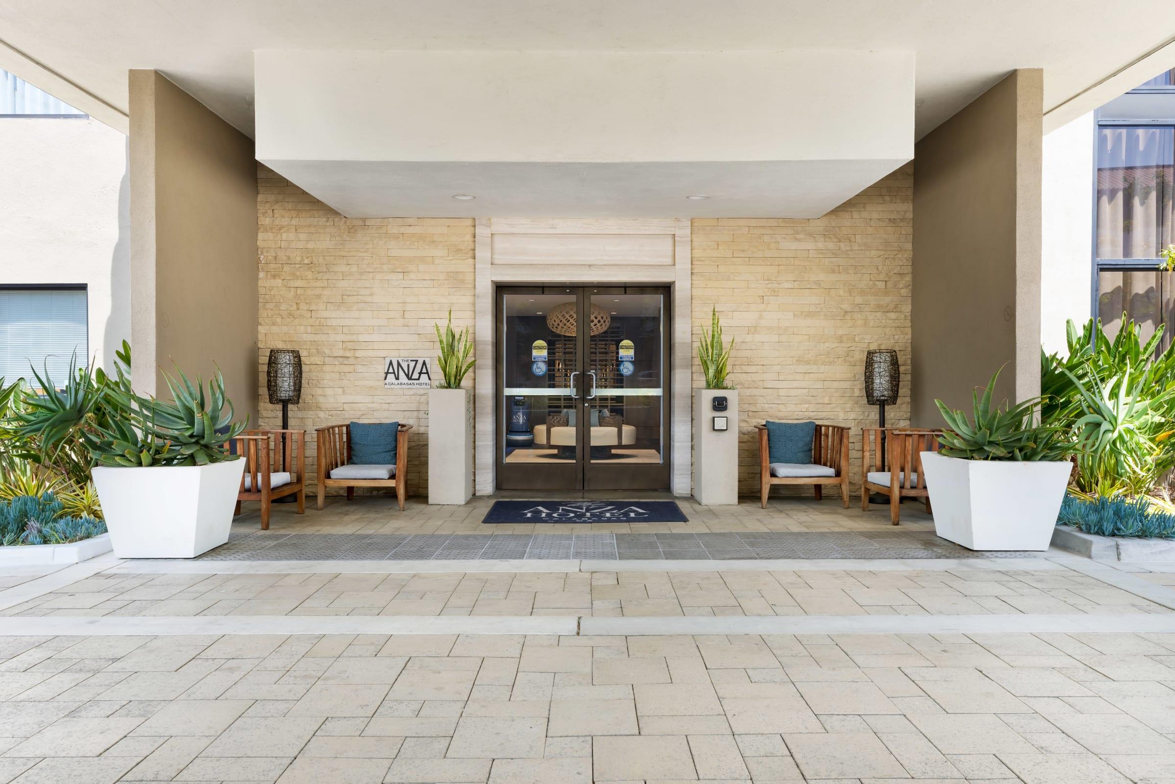 The Anza – a Calabasas Hotel