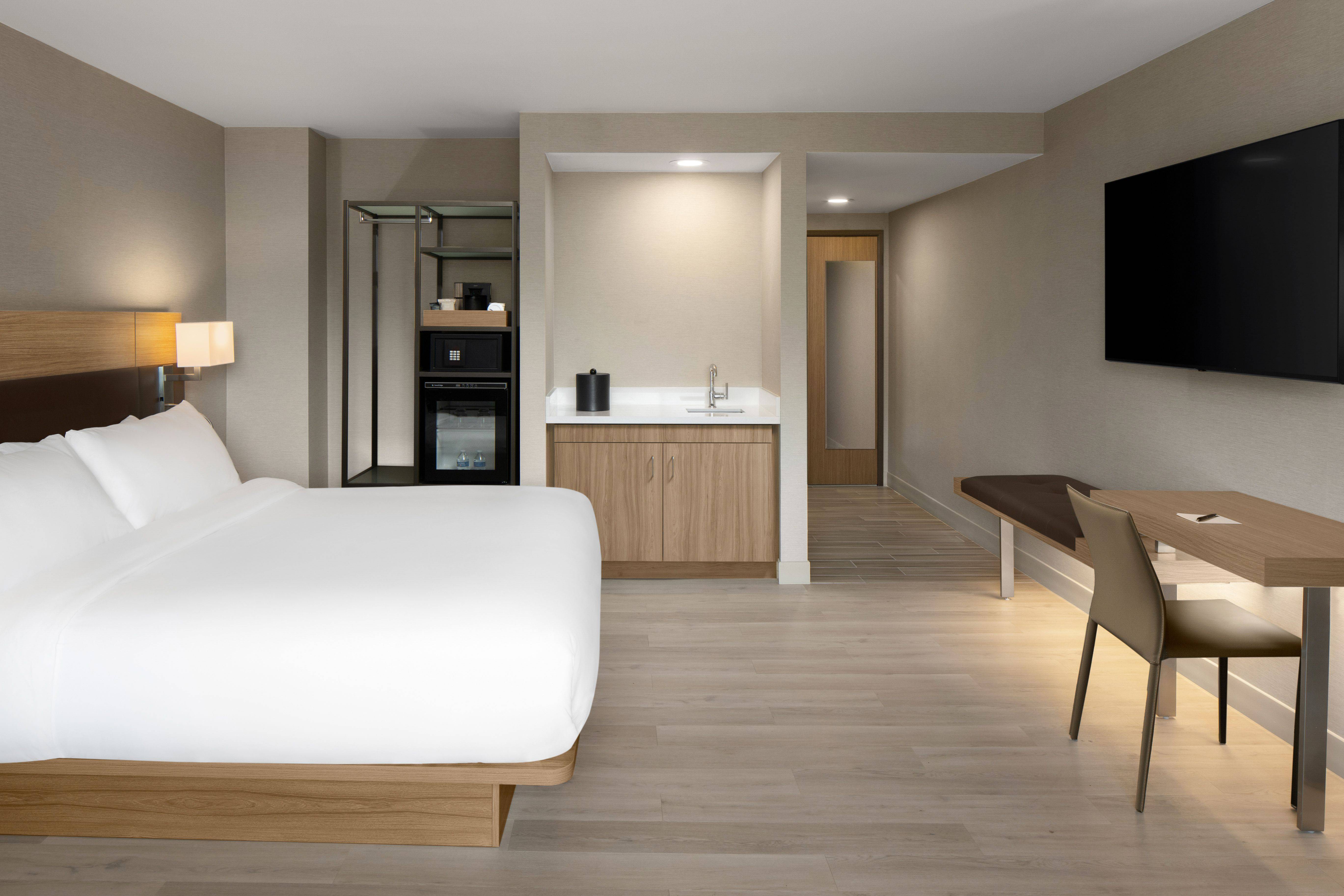 AC Hotel by Marriott Portland Lake Oswego