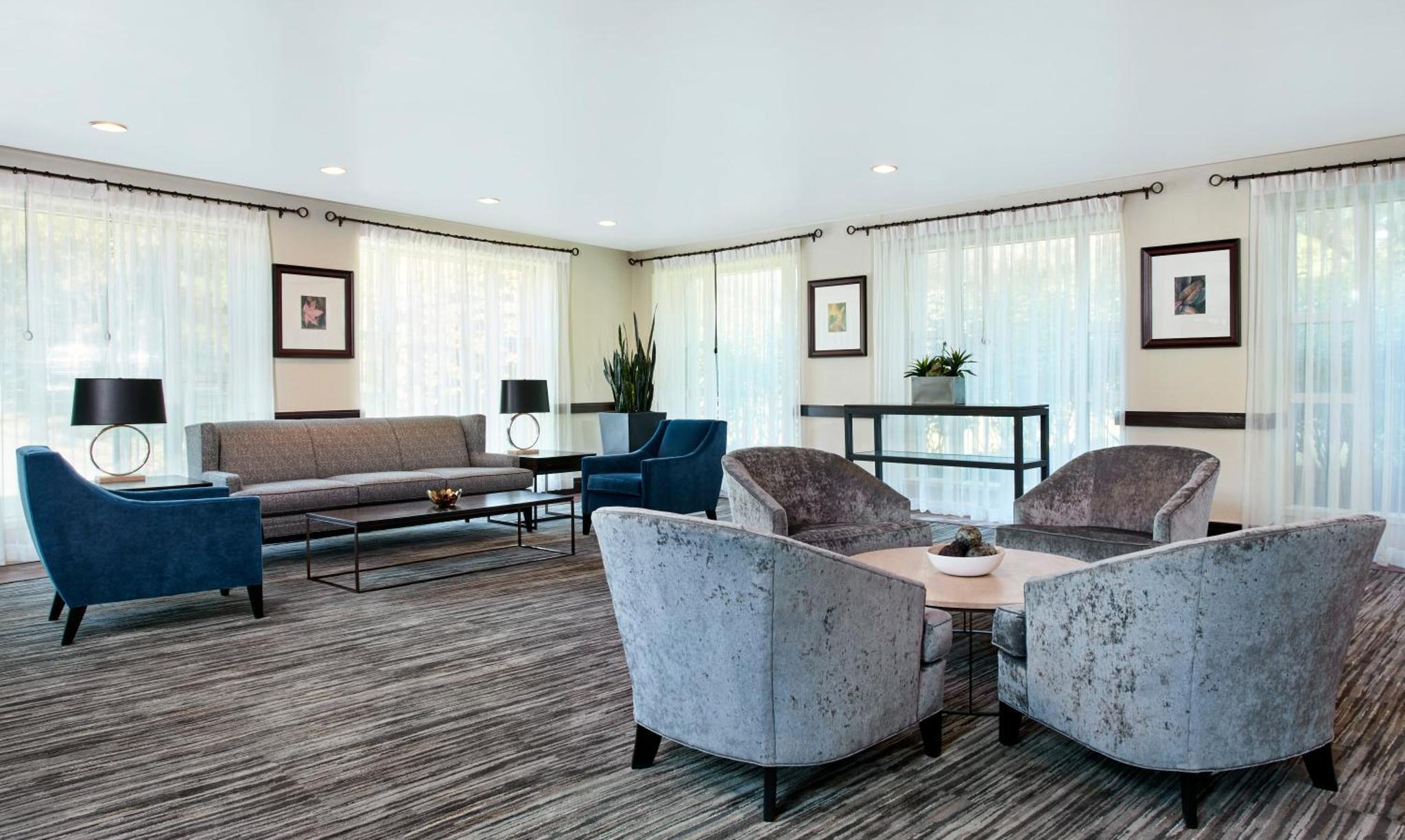 Embassy Suites by Hilton Parsippany