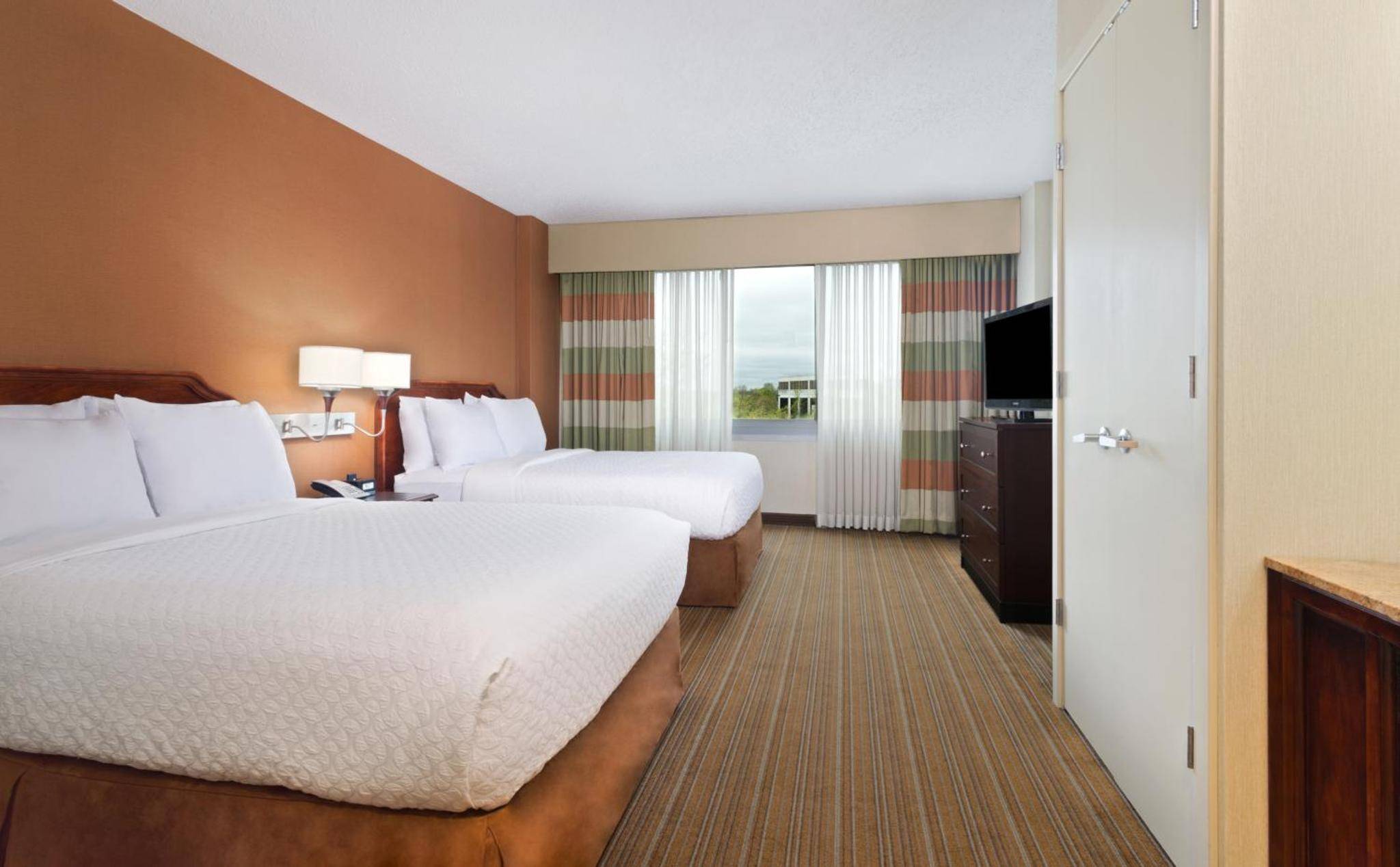 Embassy Suites by Hilton Parsippany