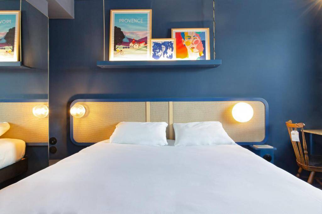 greet hotel Salon-de-Provence