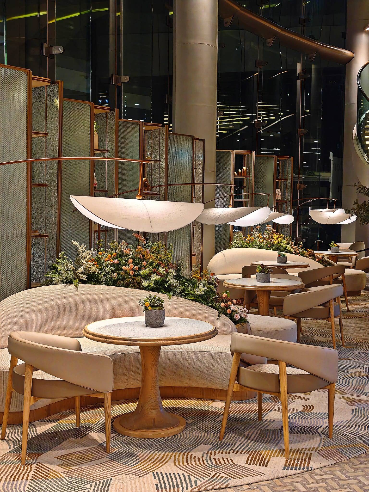 The Royal Garden Kowloon East  (formerly: Royal Plaza Hong Kong Kowloon East, an IHG Hotel)