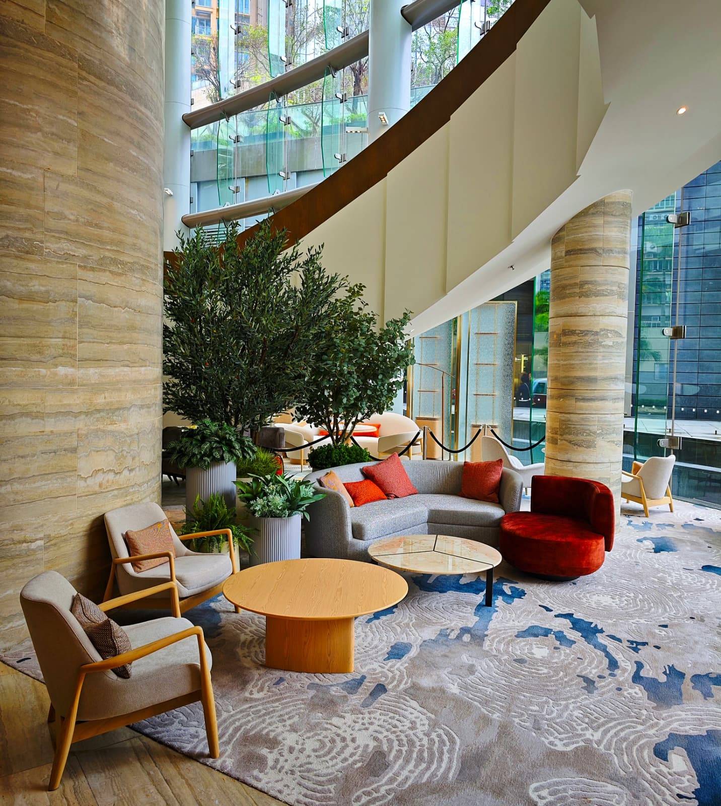 The Royal Garden Kowloon East  (formerly: Royal Plaza Hong Kong Kowloon East, an IHG Hotel)