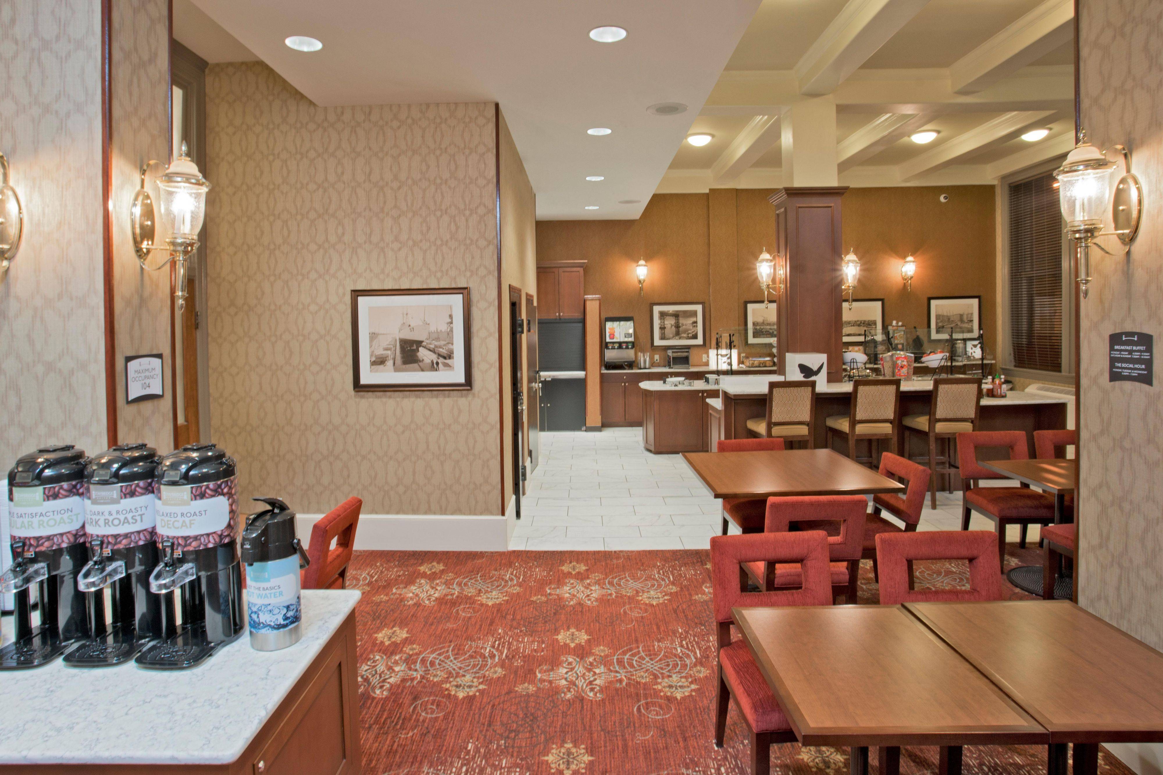 Staybridge Suites Baltimore - Inner Harbor, an IHG Hotel