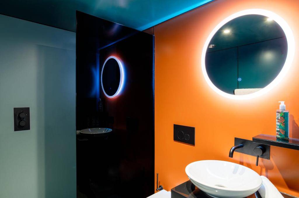 YOTEL Manchester Deansgate