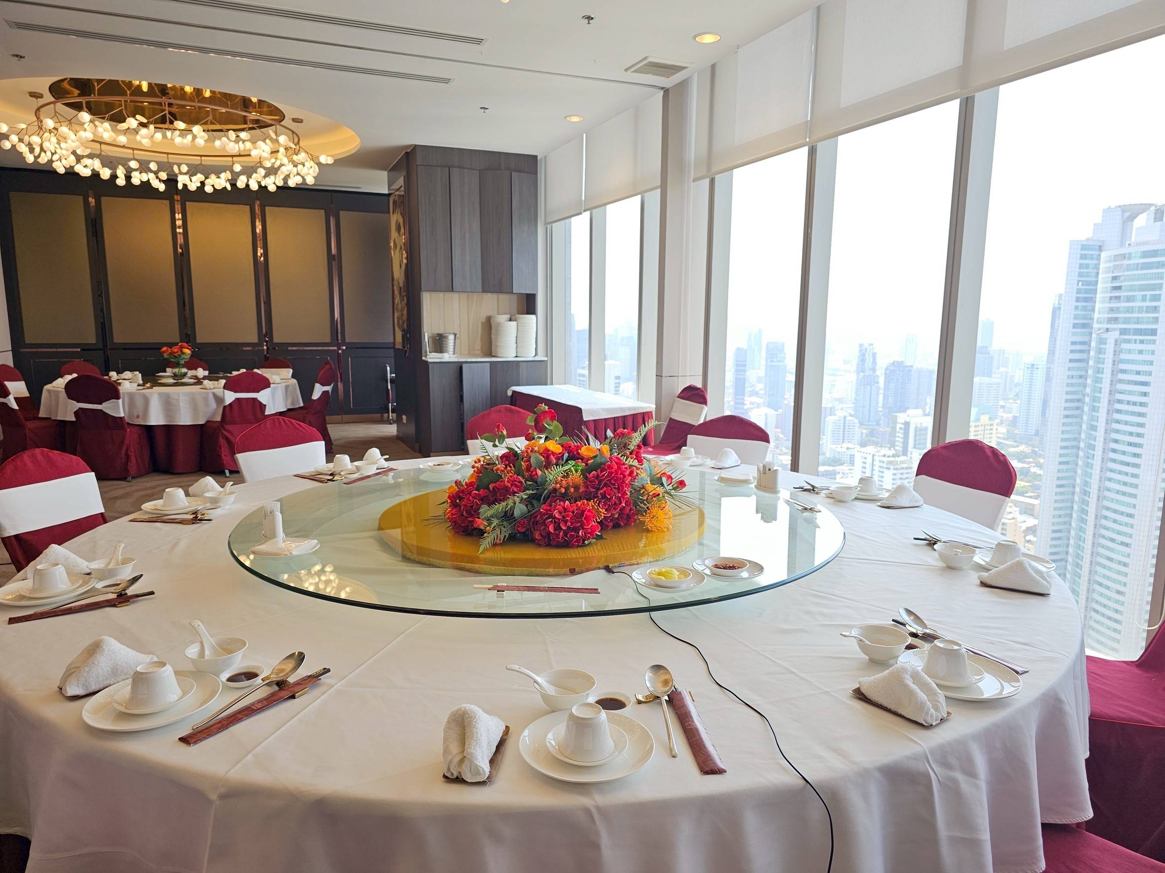 Column Bangkok Hotel