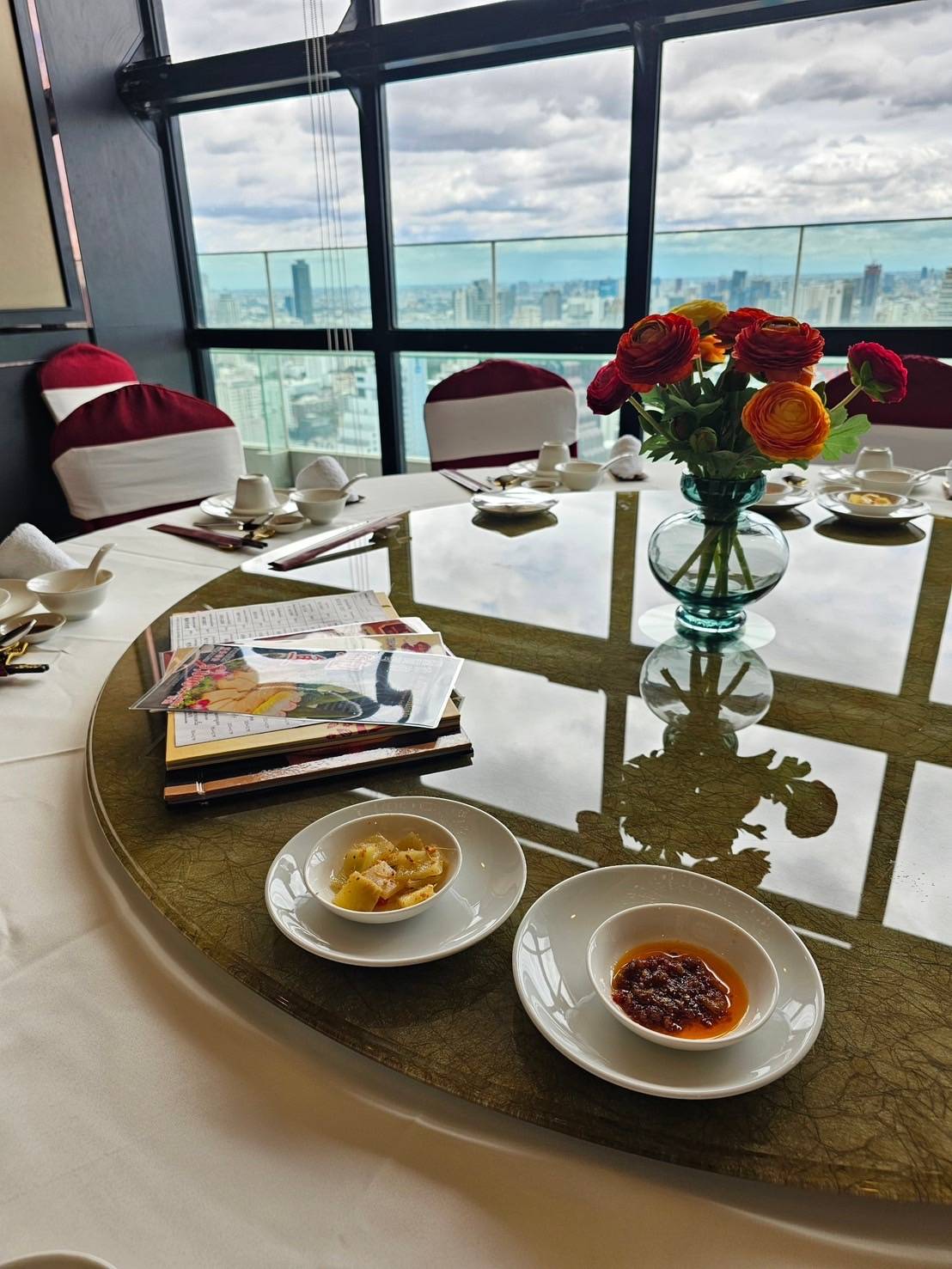 Column Bangkok Hotel