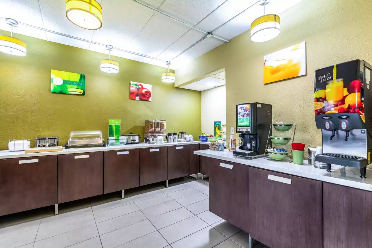 Quality Inn & Suites Southport