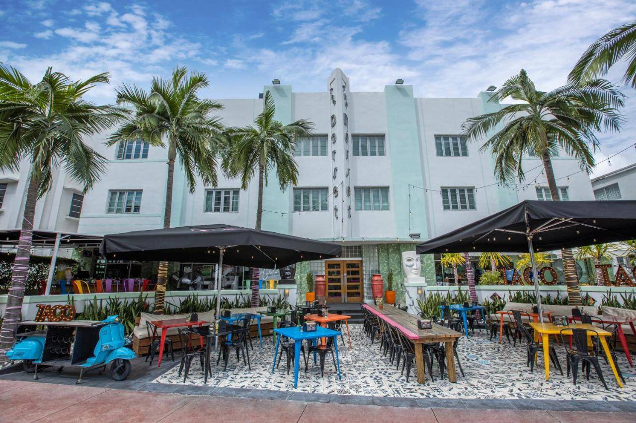 Catalina Hotel & Beach Club