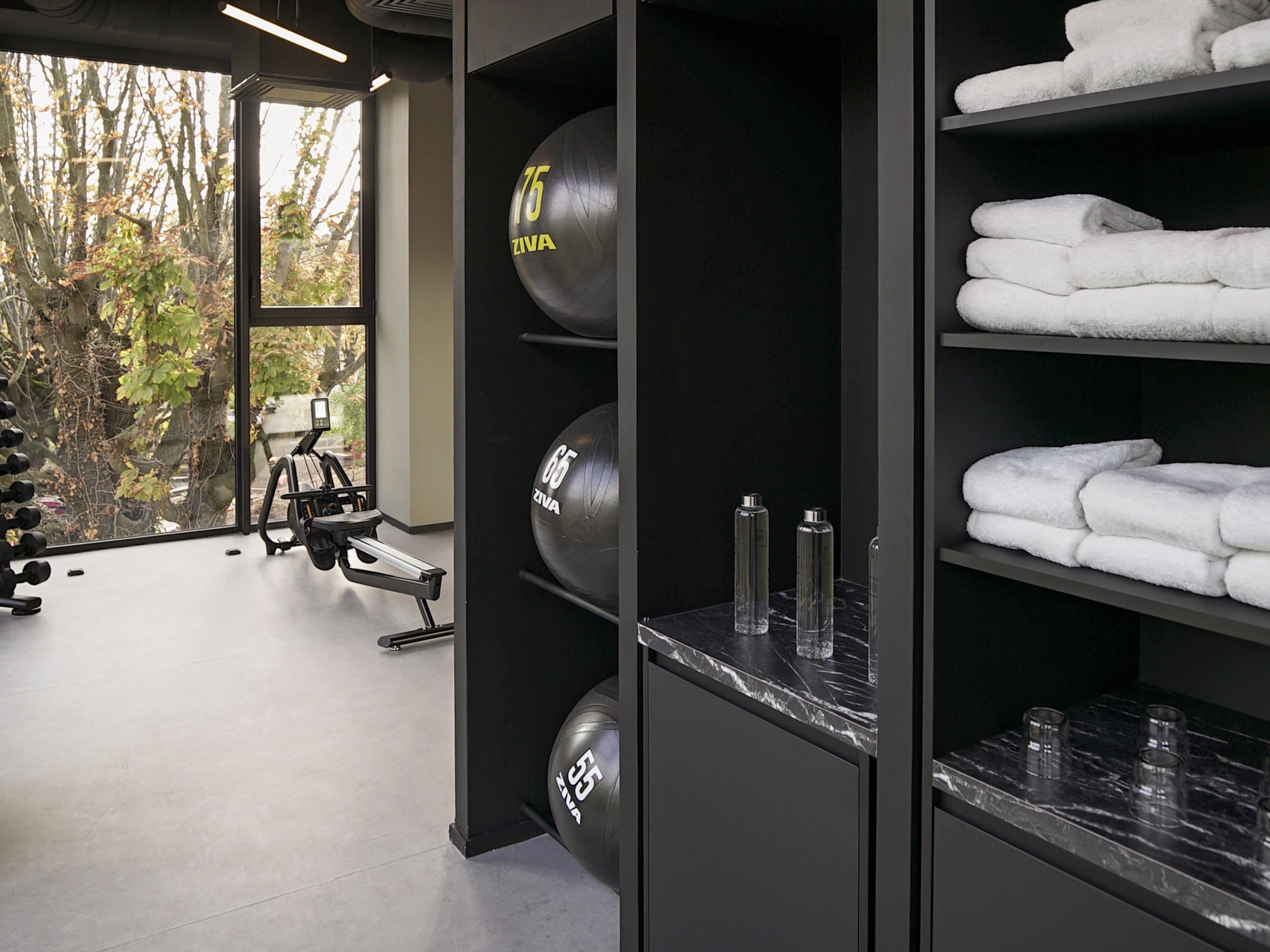 TRIBE Lyon Croix Rousse