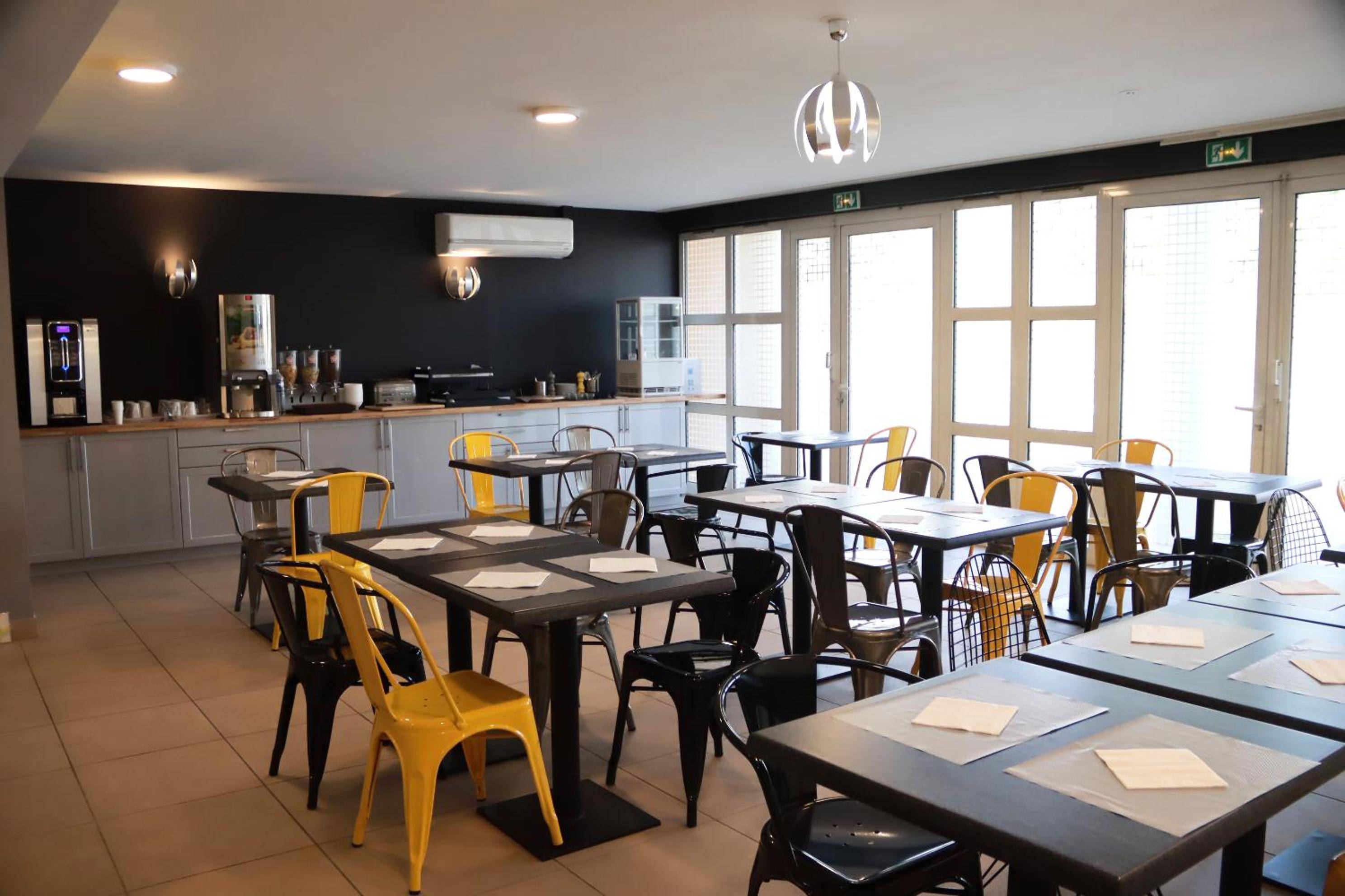 Zenitude Hôtel-Résidences Toulon Six Fours