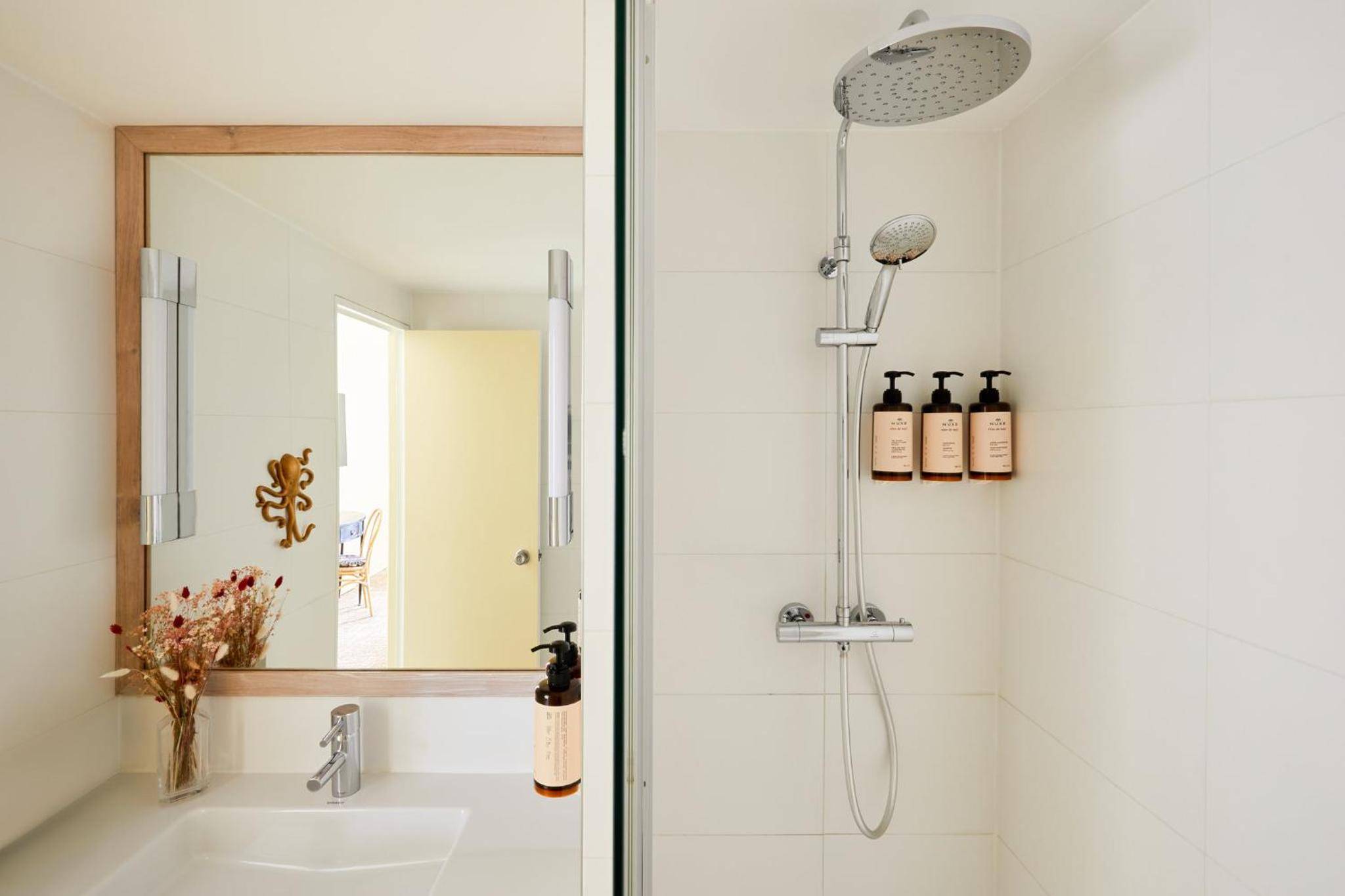 Hotel Indigo Bordeaux Centre Chartrons, an IHG Hotel