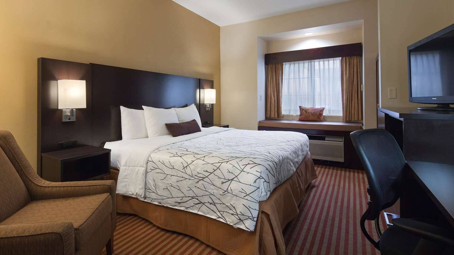 Best Western Patriots Point