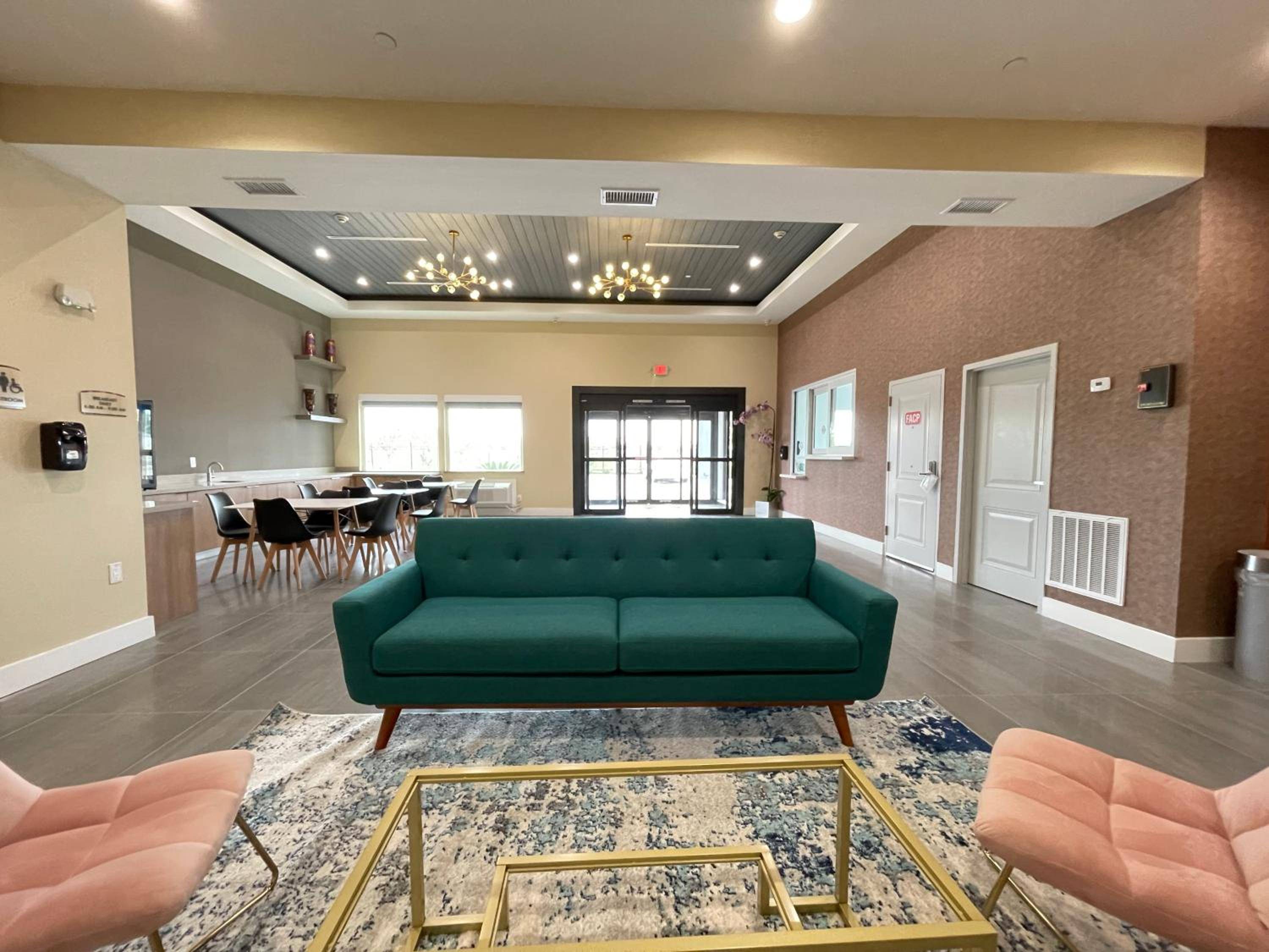 Palace Inn Blue Houston East Beltway 8