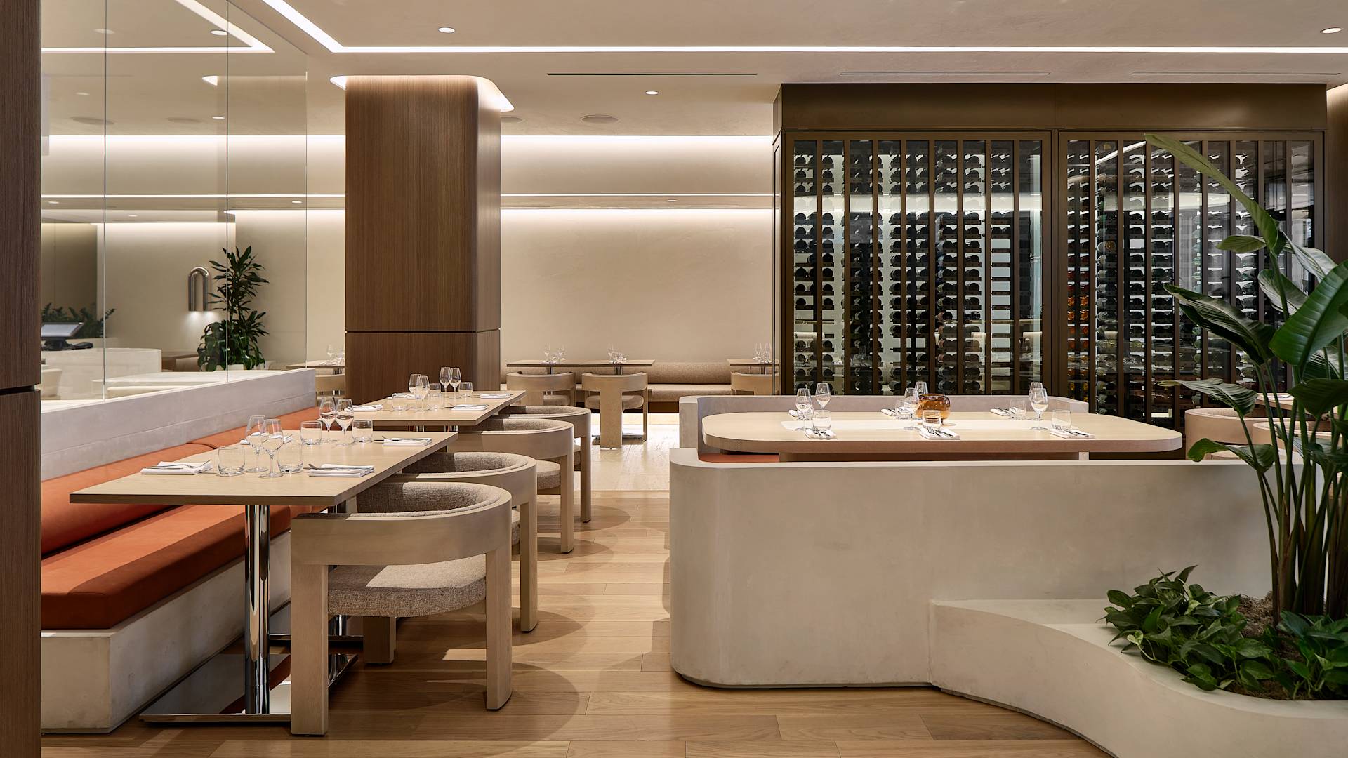 Vogue Hotel Montreal Downtown, Curio Collection by Hilton