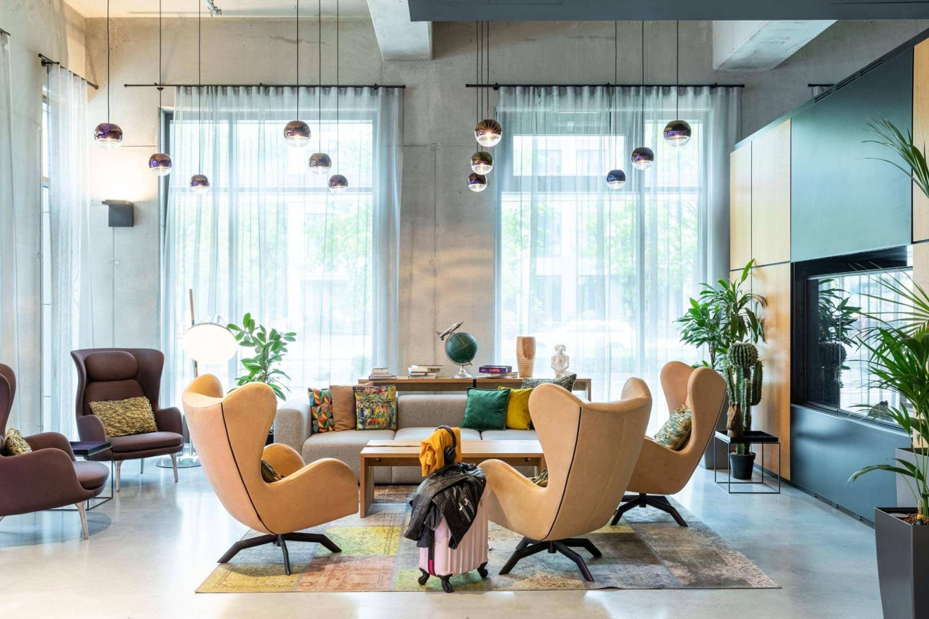 Moxy Frankfurt Airport