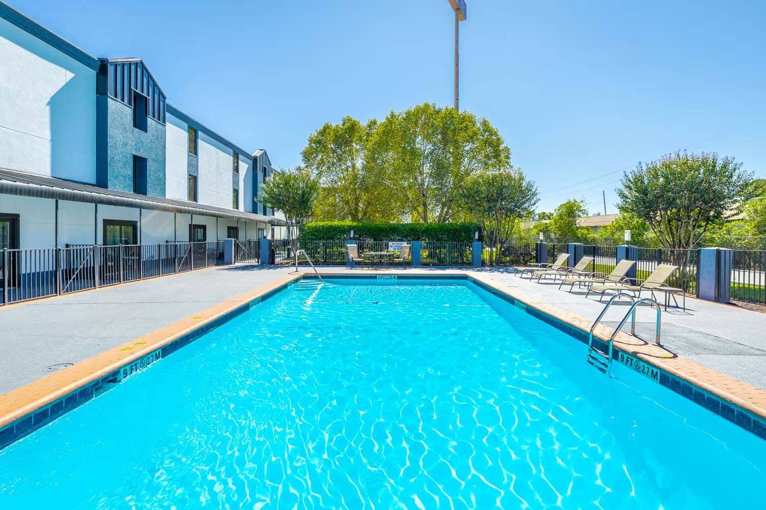 Comfort Inn & Suites Chattanooga - Eastridge