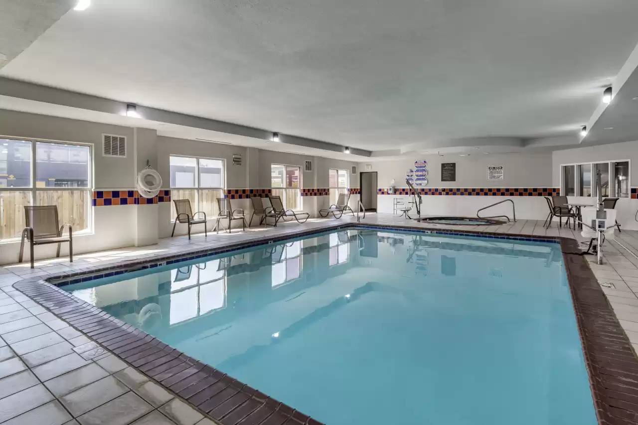 Quality Inn & Suites I-35 E/Walnut Hill