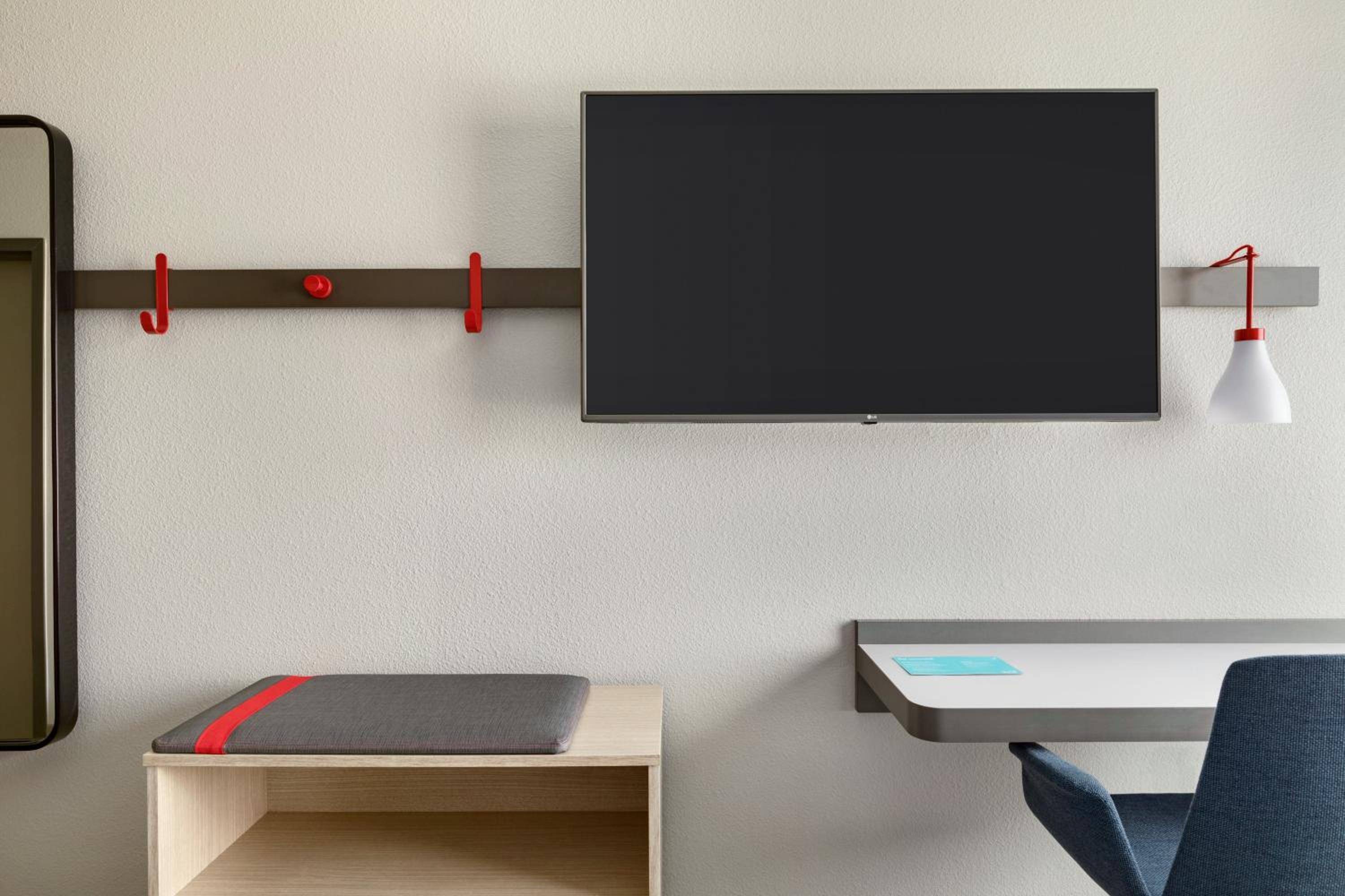 avid hotels - Savannah South - Gateway, an IHG Hotel