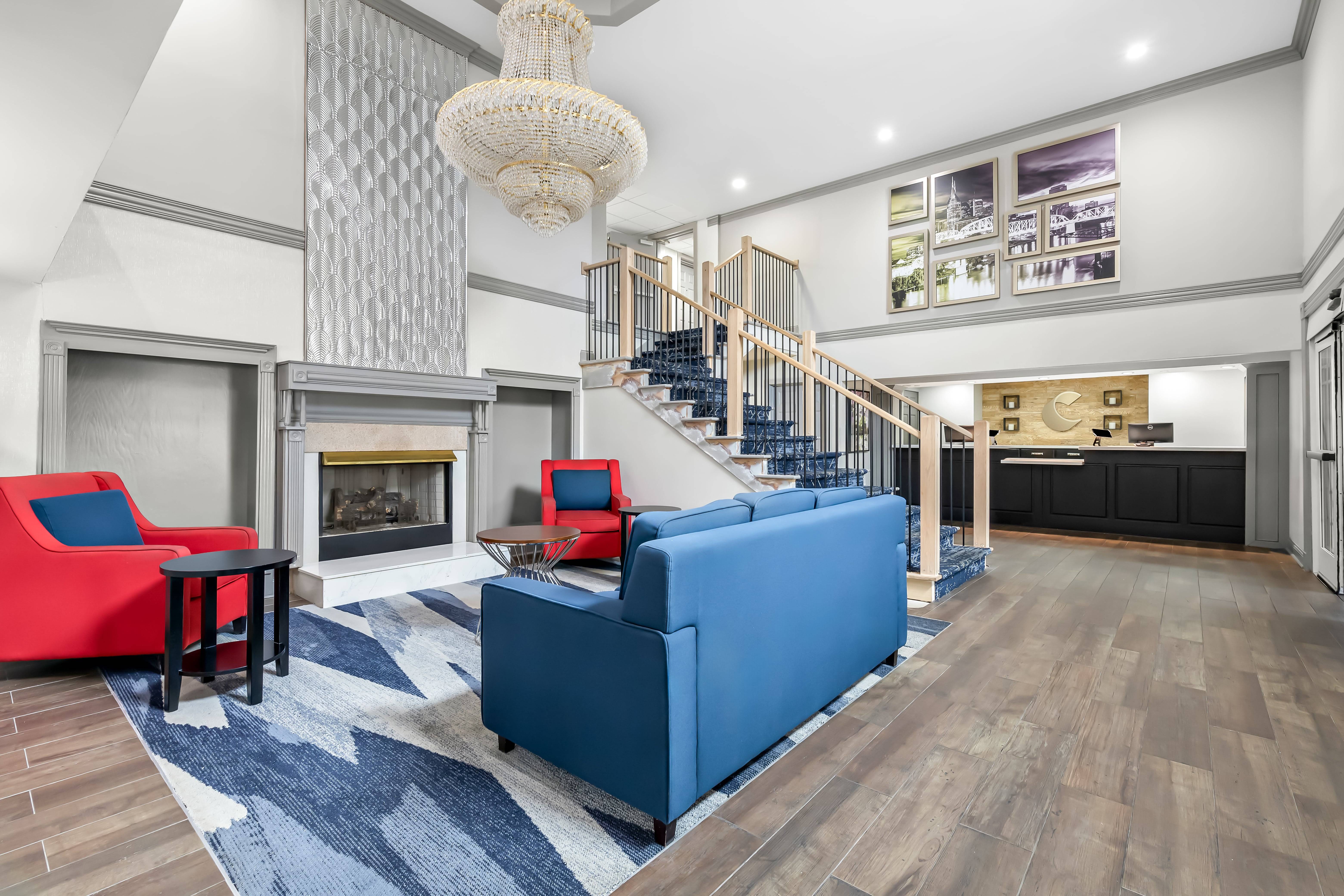 Comfort Inn & Suites Nashville Near Tanger Outlets